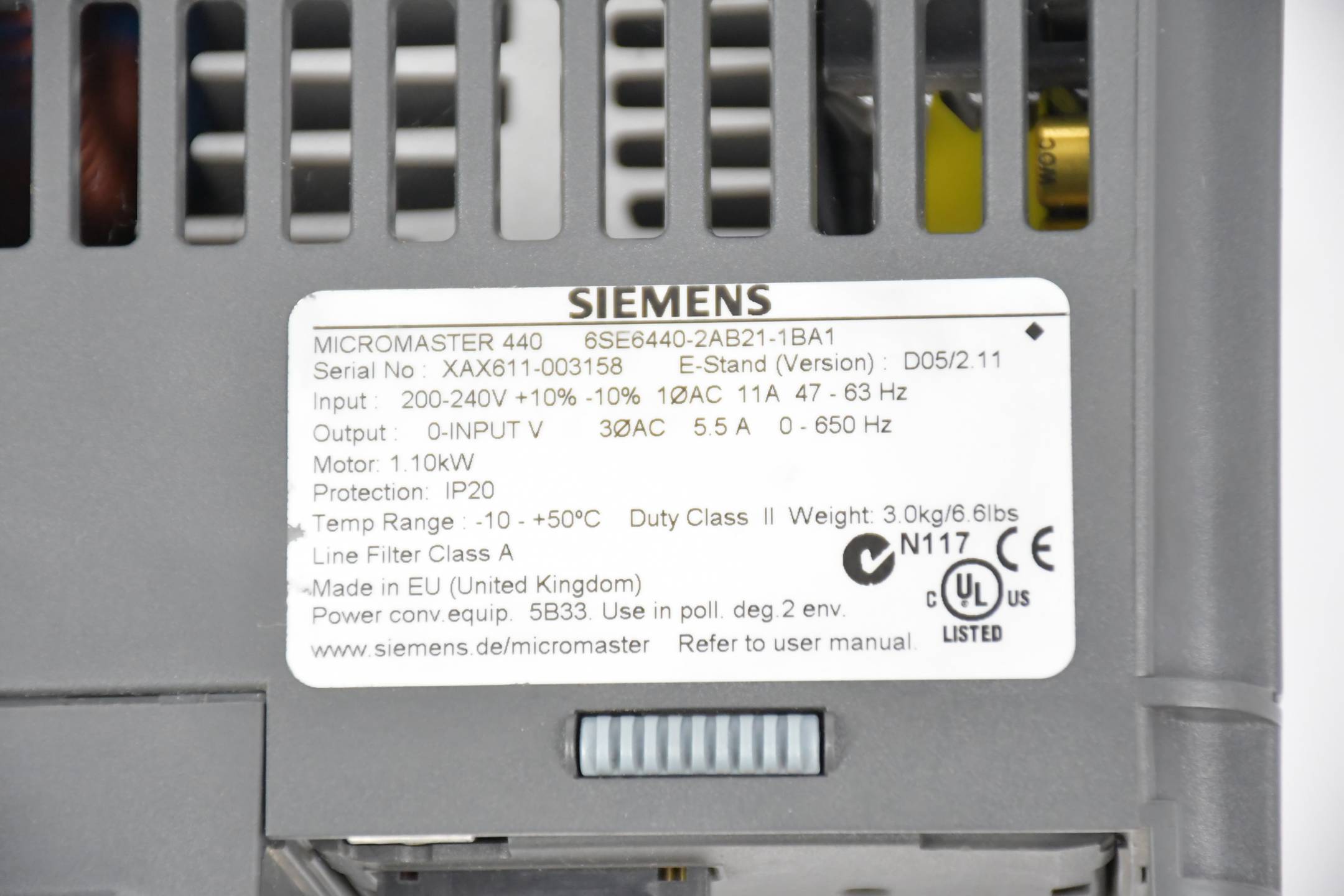 Siemens Micromaster 440 6SE6440-2AB21-1BA1 E D05/2.11 inkl. Kommutierungsdrossel