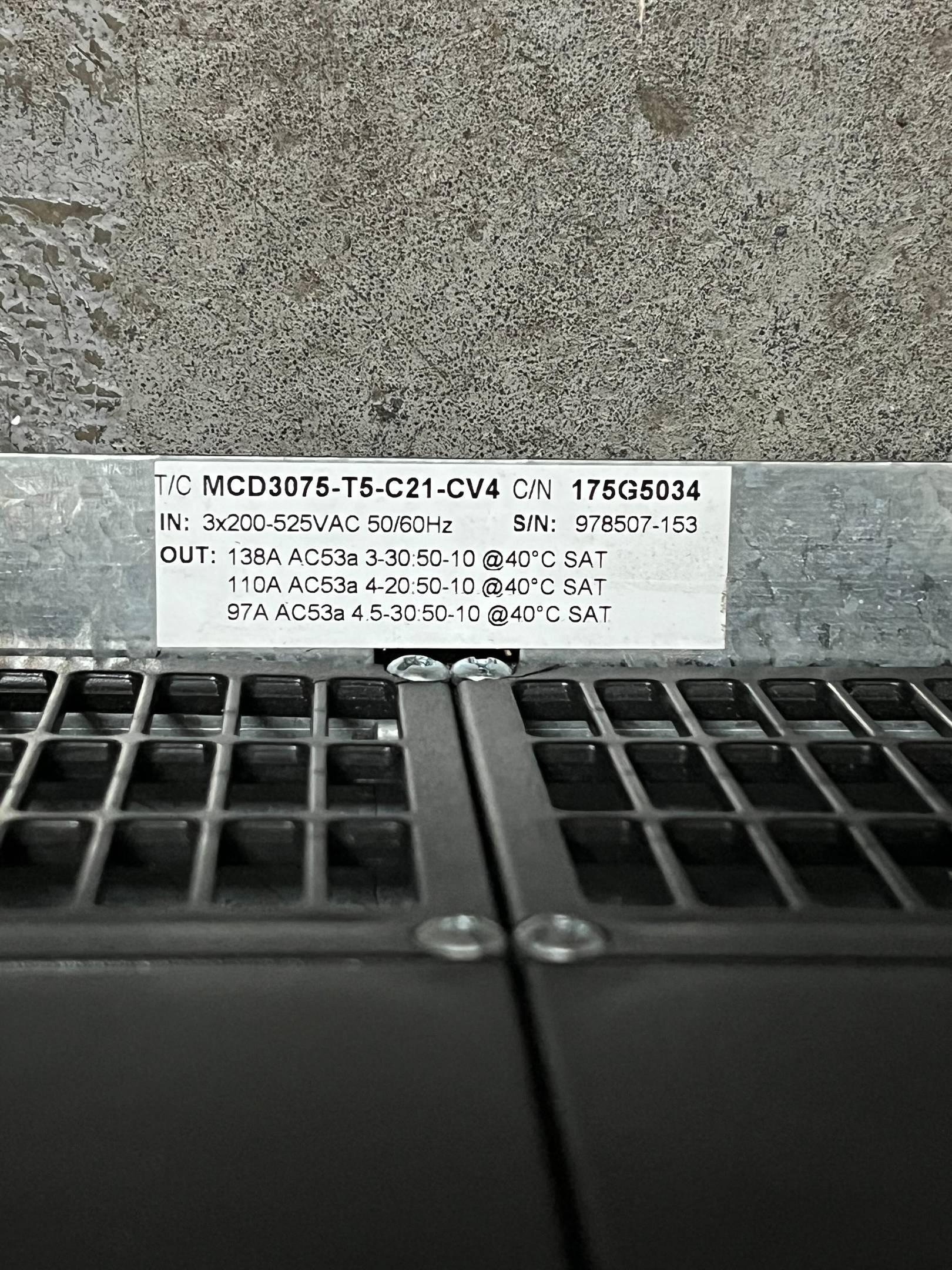 Danfoss Softstarter MCD3075-T5C21-CV4 ( 175G5034 ) Danfoss Softstarter MCD3075-T5C21-CV4 ( 175G5034 )