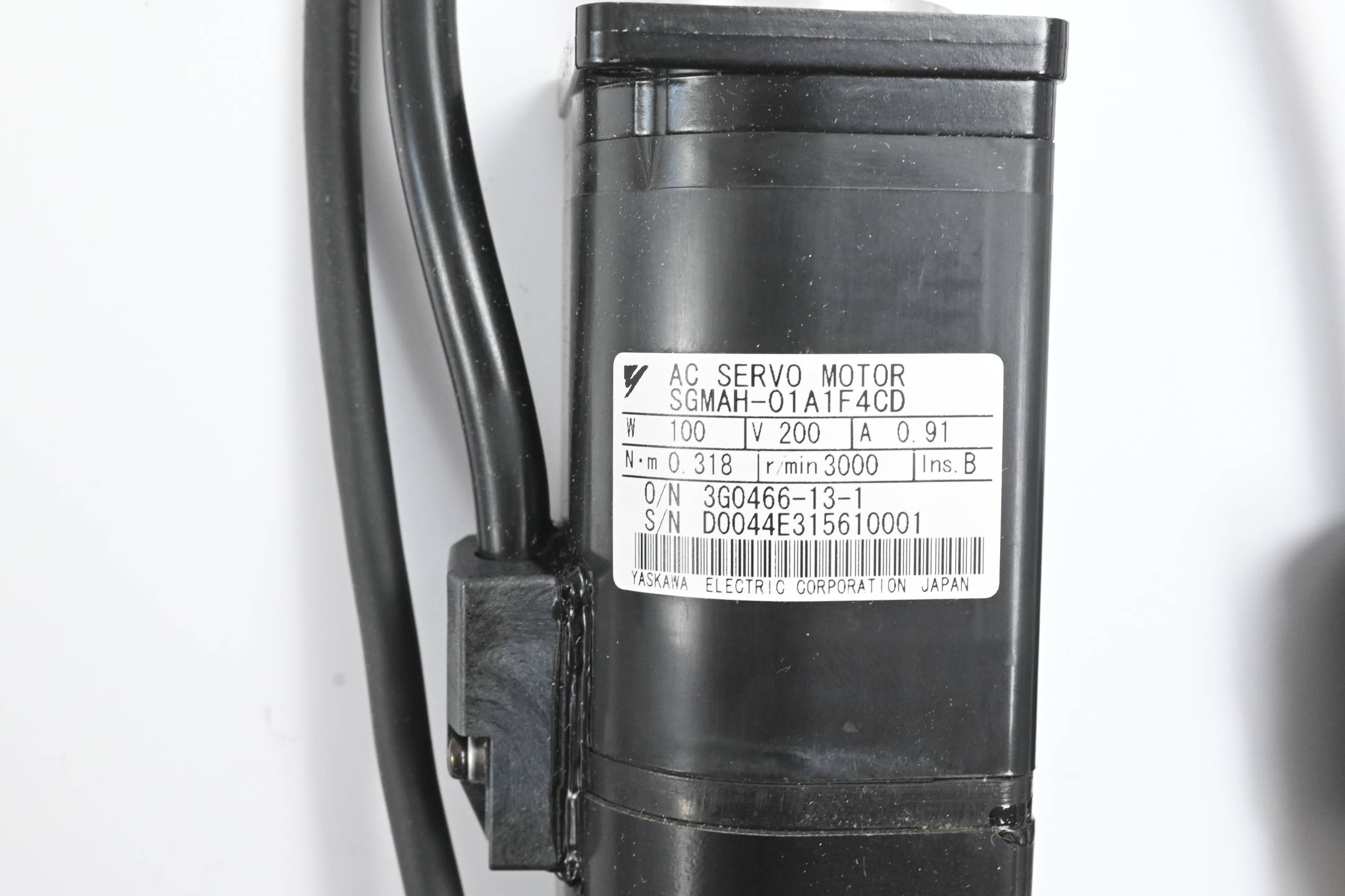 Yaskawa AC Servomotor SGMAH-01A1F4CD
