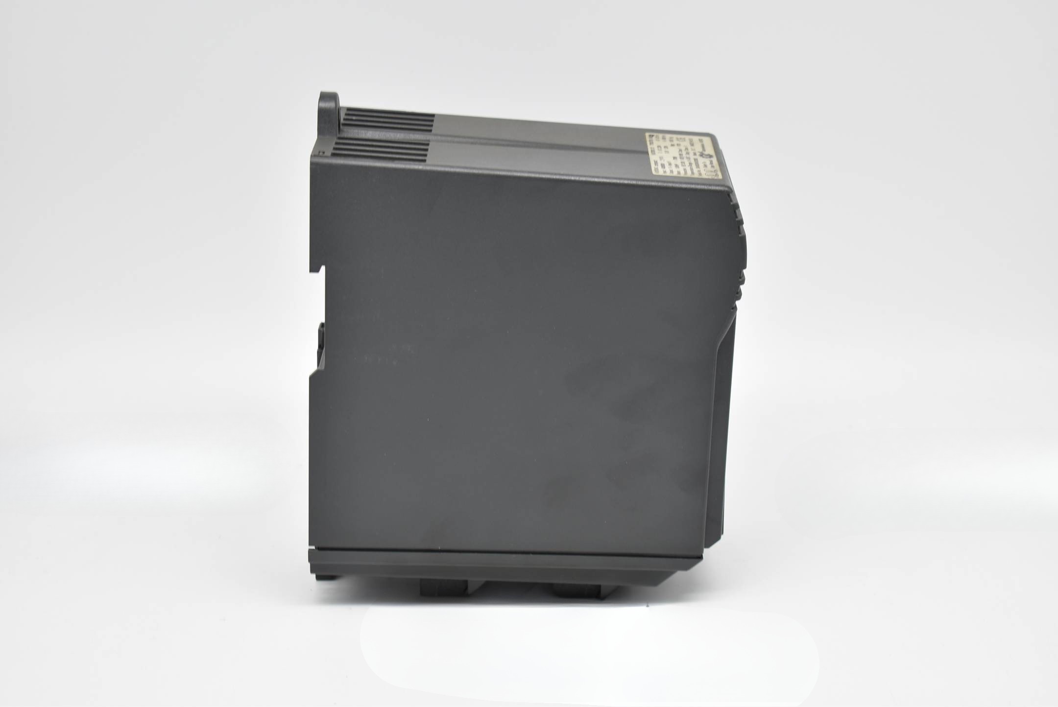 NORDAC compact SK370/3 CV 77503780 /98 NORDAC compact SK370/3 CV 77503780 /98