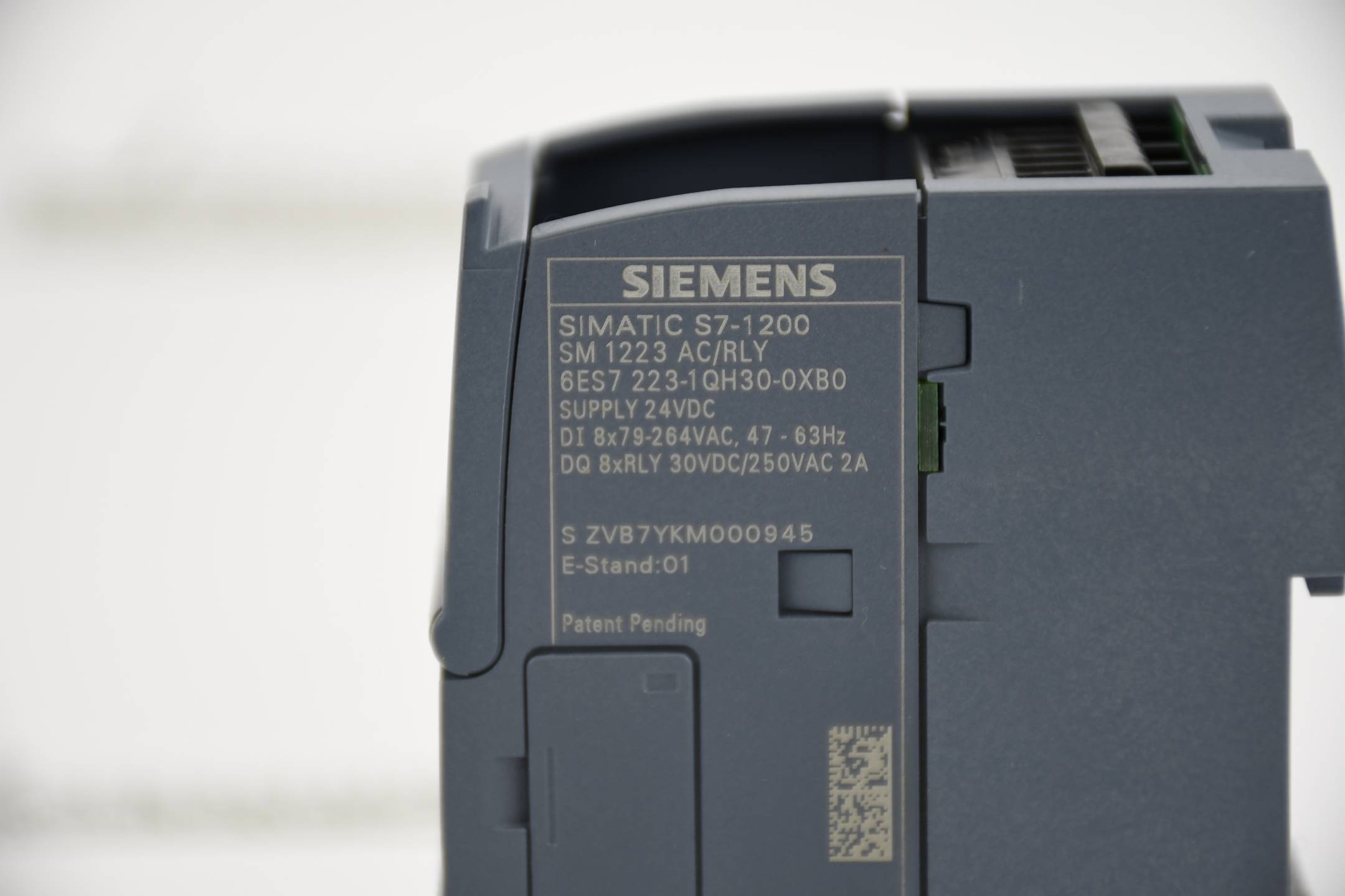 Siemens simatic S7-1200 SM 1223 6ES7 223-1QH30-0XB0 ( 6ES7223-1QH30-0XB0 ) E1
