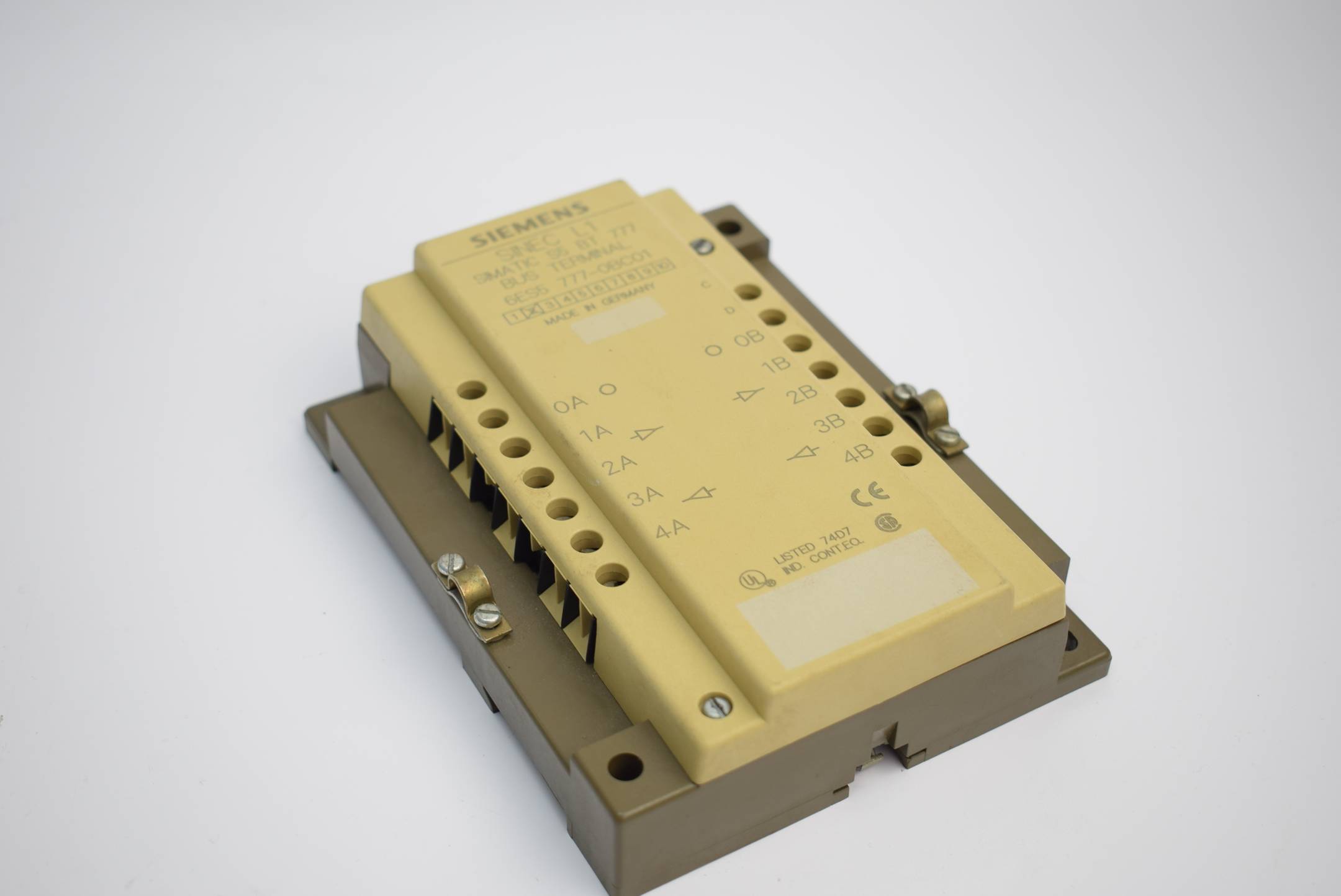 Siemens sinec L1 simatic S5 BT777 6ES5777-0BC01 ( 6ES5 777-0BC01 ) E2