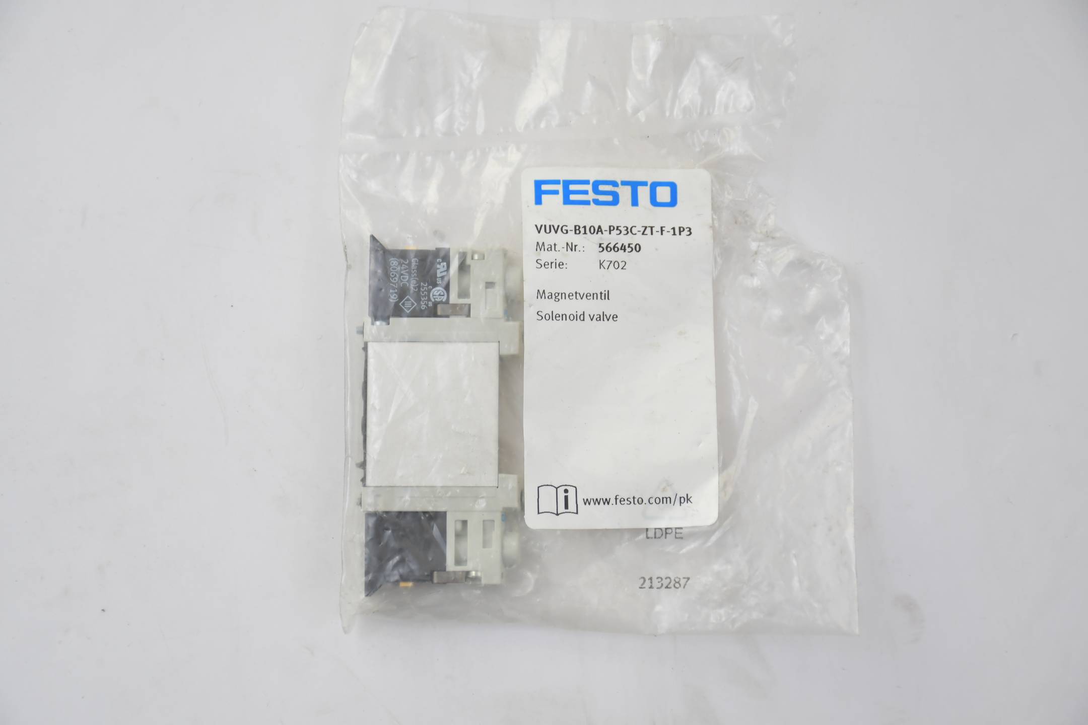 Festo Magnetventil VUVG-B10A-P53C-ZT-F-1P3 ( 566450 )