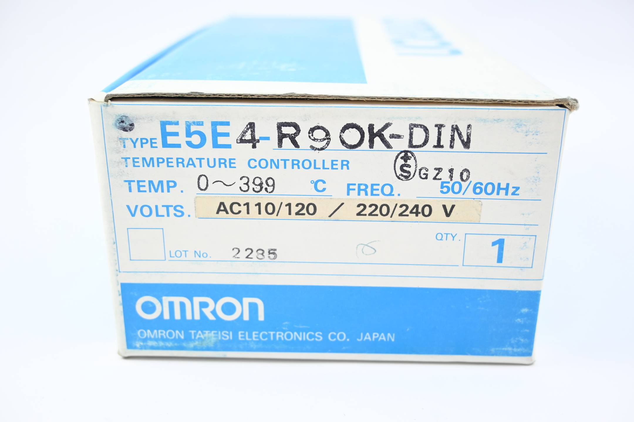 Omron Temperatur Controller 0-399°C 110/120/220/240 VAC ( E5E4-R90K-DIN )