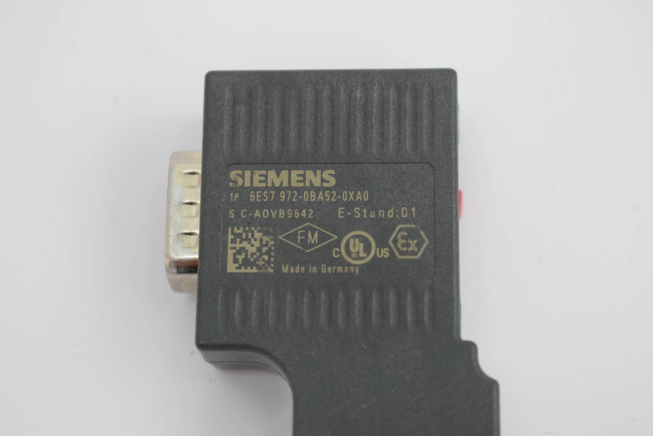 Siemens Simatic DP 6ES7972-0BA52-0XA0 ( 6ES7 972-0BA52-0XA0 )
