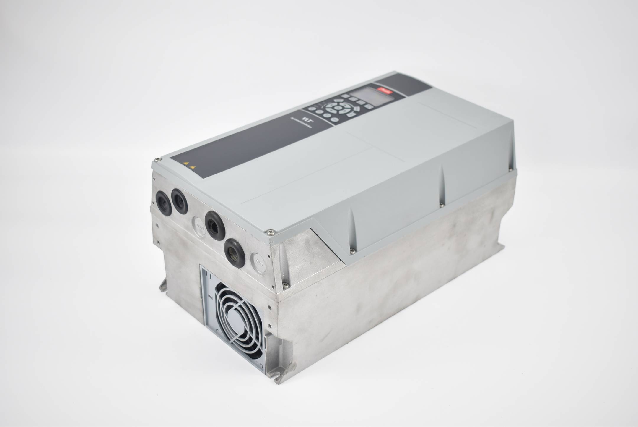 Danfoss VLT Umrichter FC-302P7K5T5E55H!XGXXXXSXXXXAXBXCXXXXDX ( 131B1547 ) 7,5kW