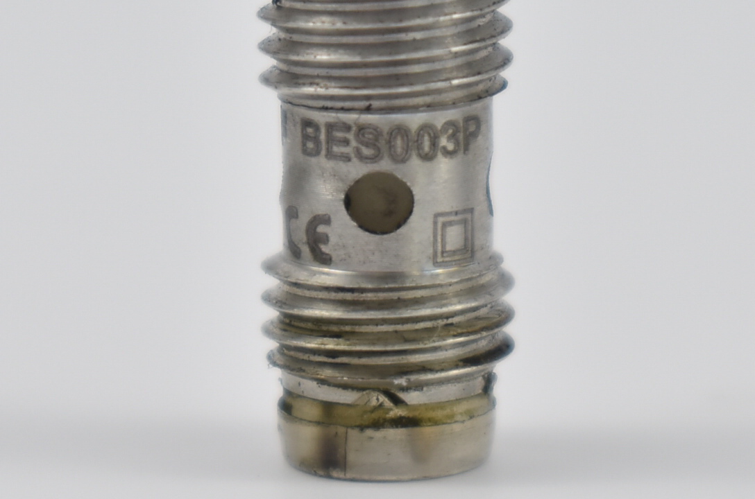 Balluff Induktiver Sensor BES003P