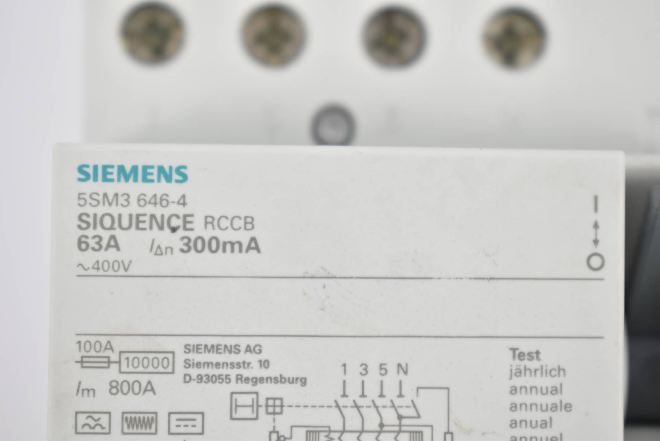 Siemens Siquende FI-Schutzschalter 4-polig Typ B 5SM3646-4 ( 5SM3 646-4 )