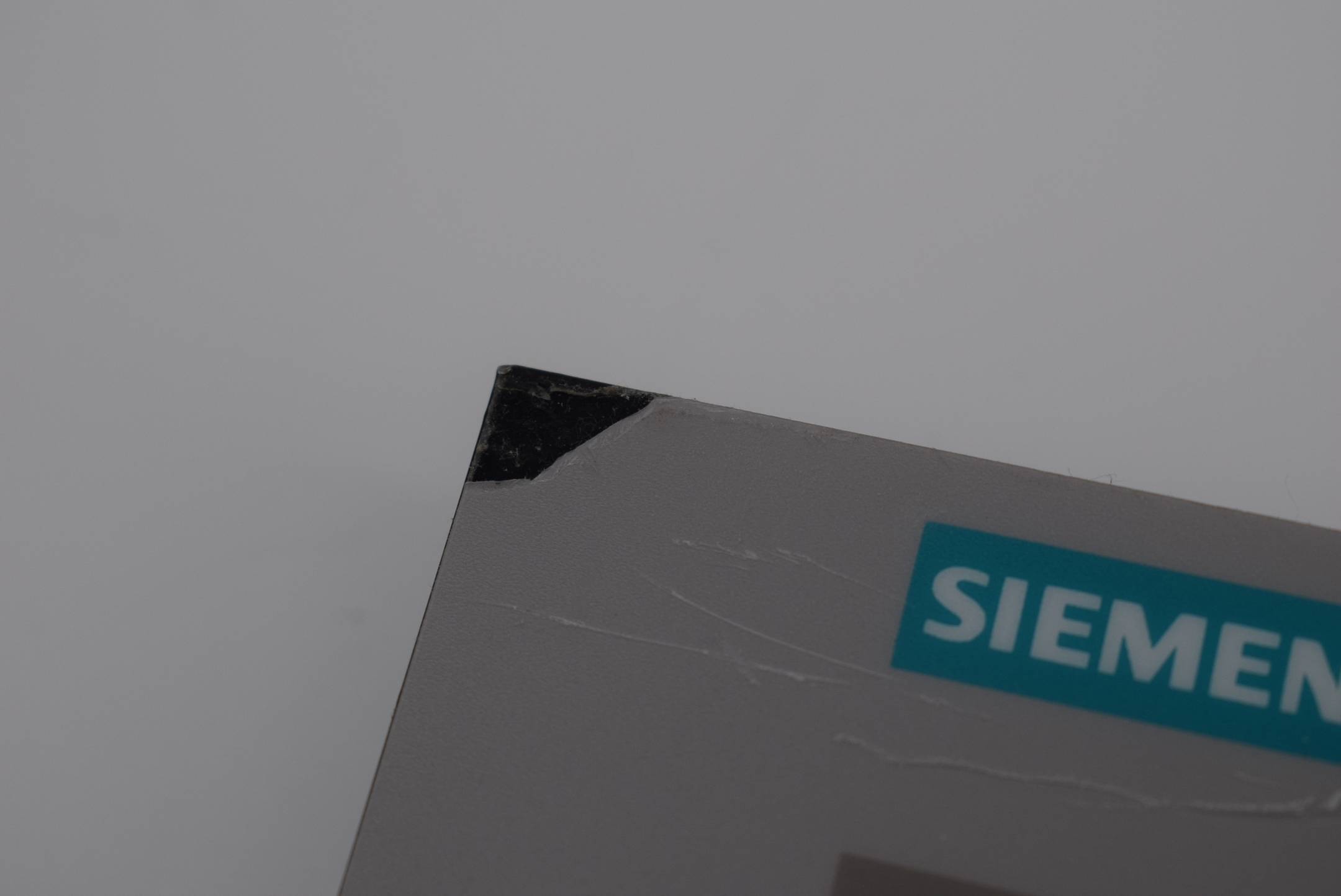 Siemens PS2 cabinet keyboard S647-BC9-US-002 ( S647 -BC9-US-002 ) 43600