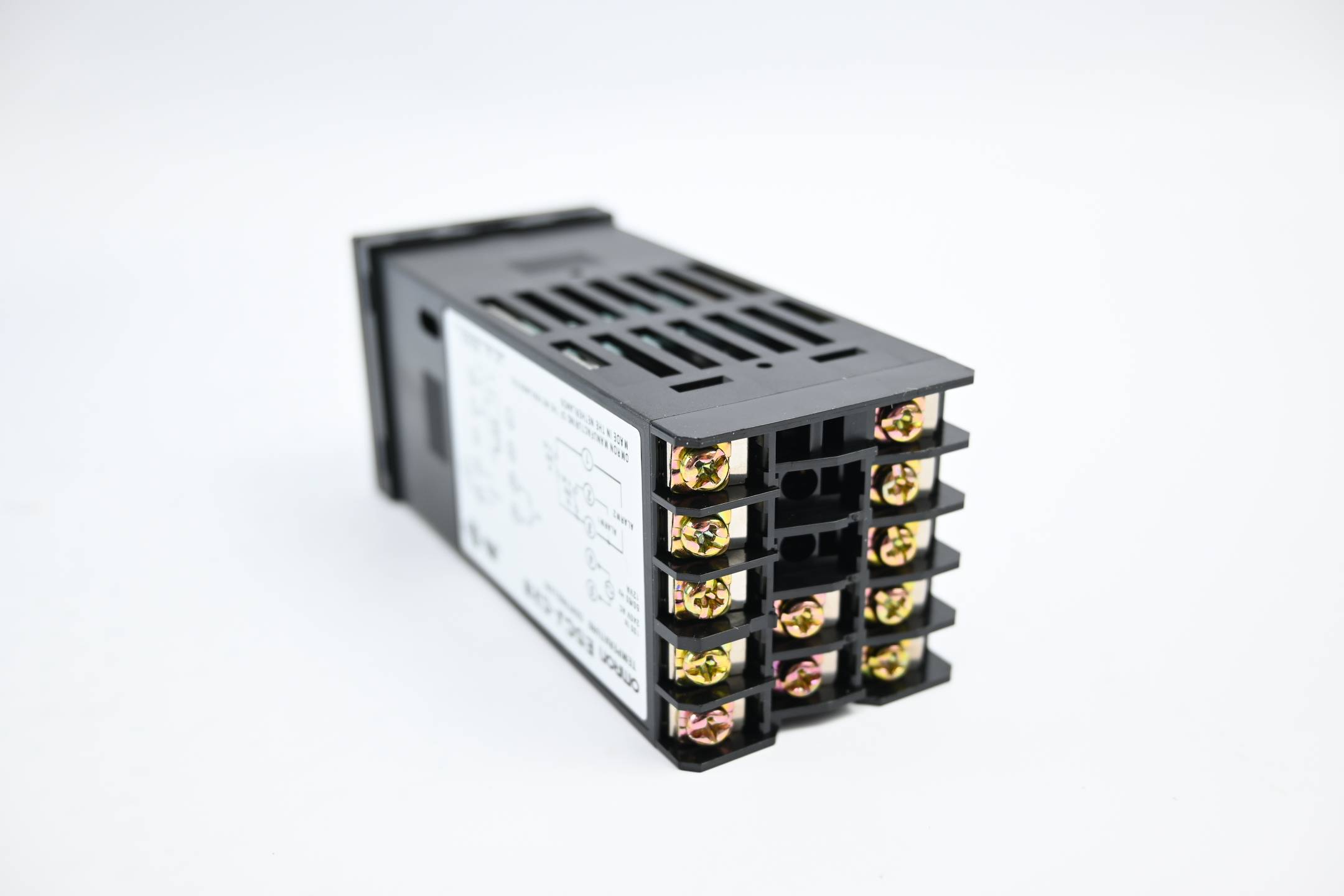 Omron Temperatur Controller Multi Range 100-240 VAC ( E5CJ-C2B )