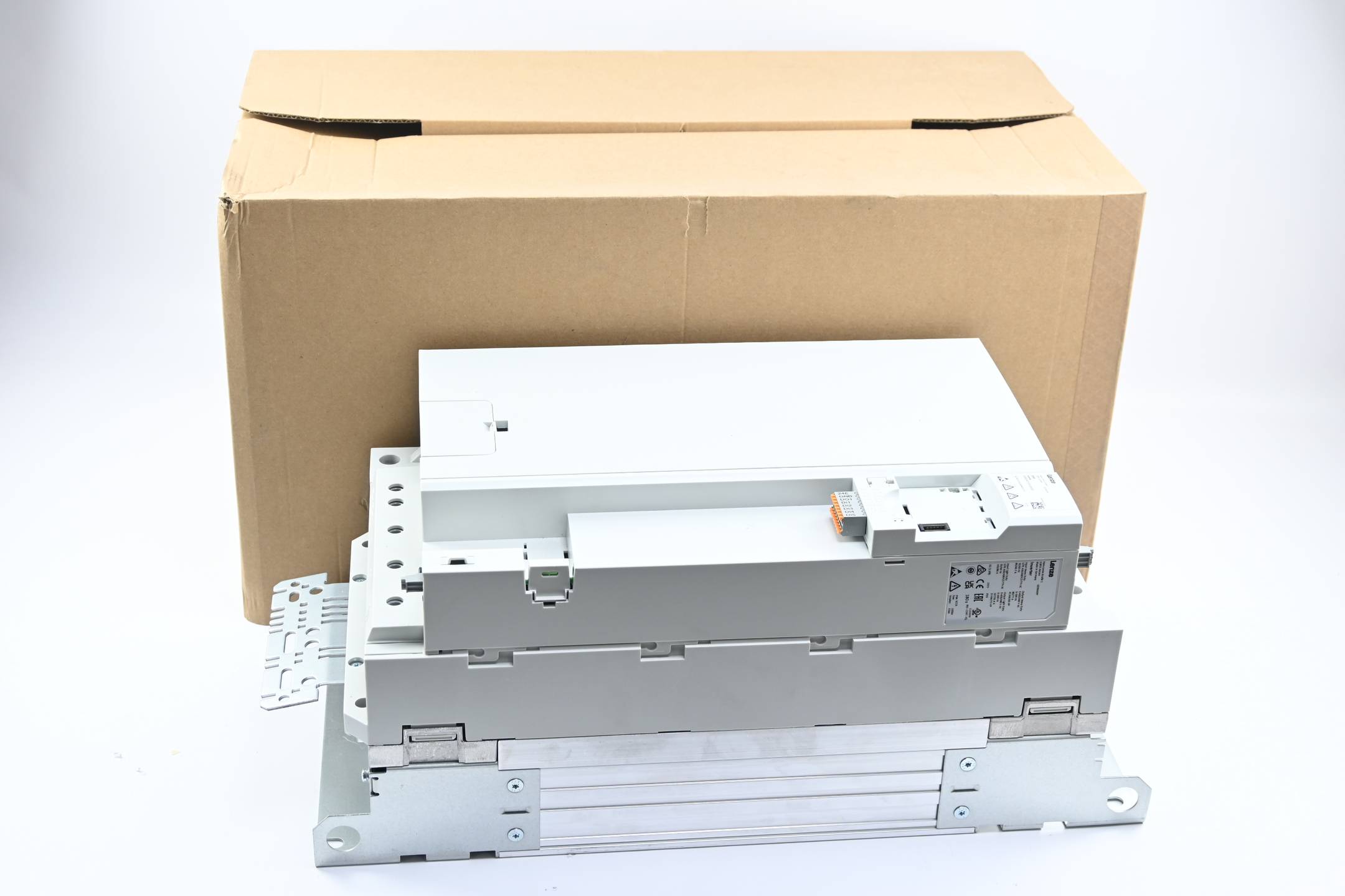 Lenze Umrichter i550 ( I55BE240F10V10000S ) 
