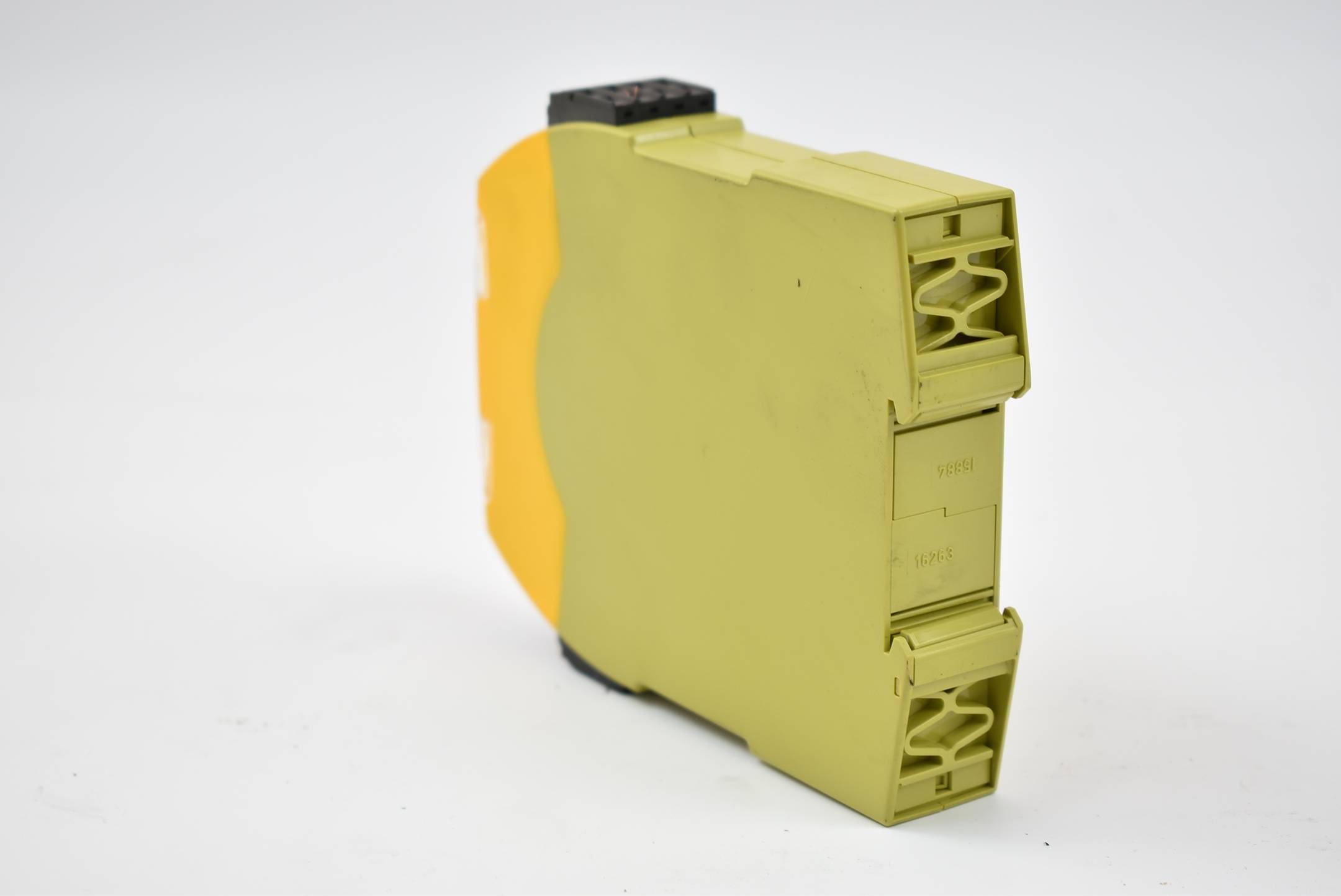 Pilz Sicherheitsschaltgerät PNOZ s20 24VDC 2so ( 751160 )