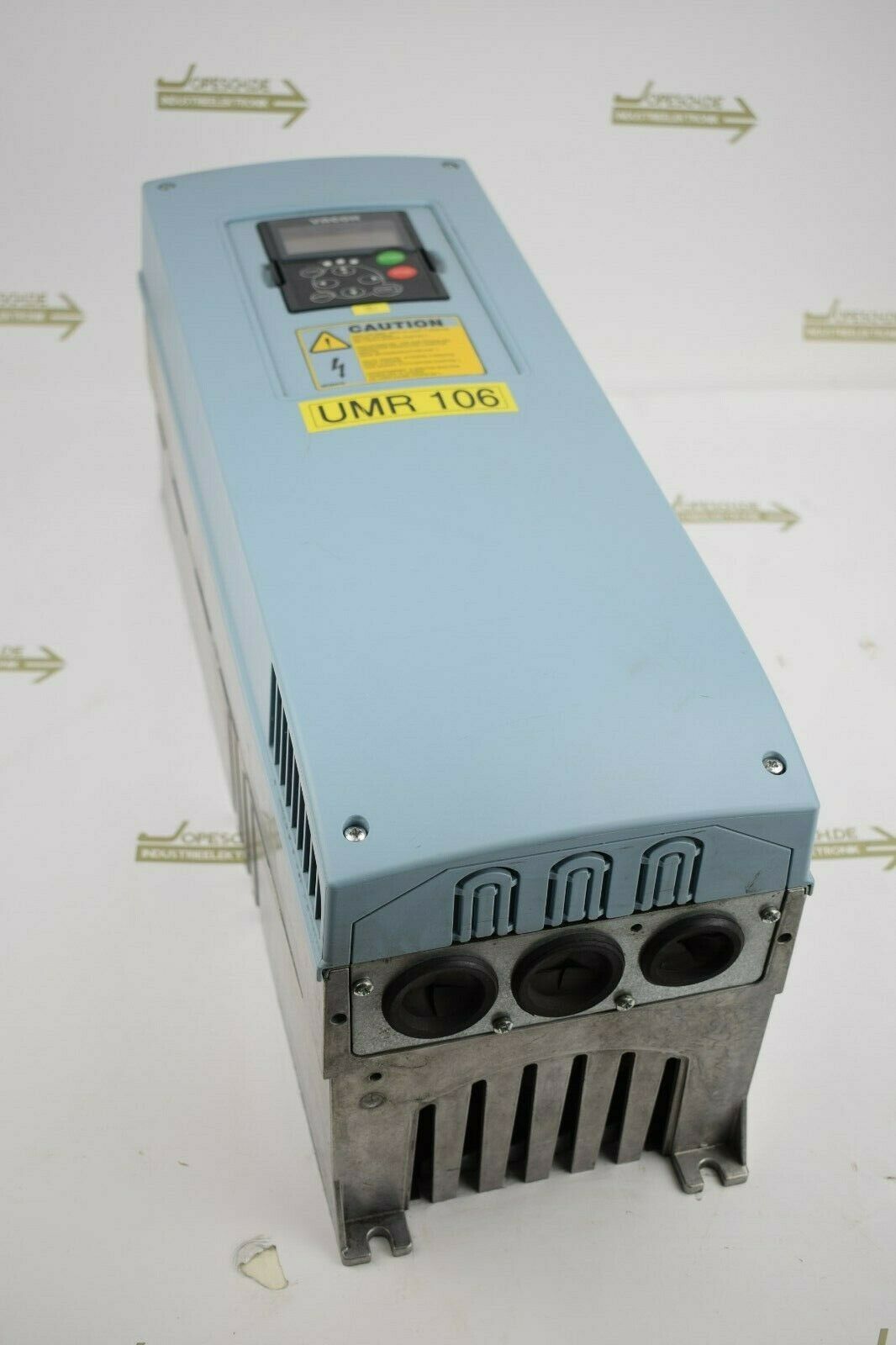 Vacon Frequenzumrichter NXS00226A2T0SSSA1A3000000
