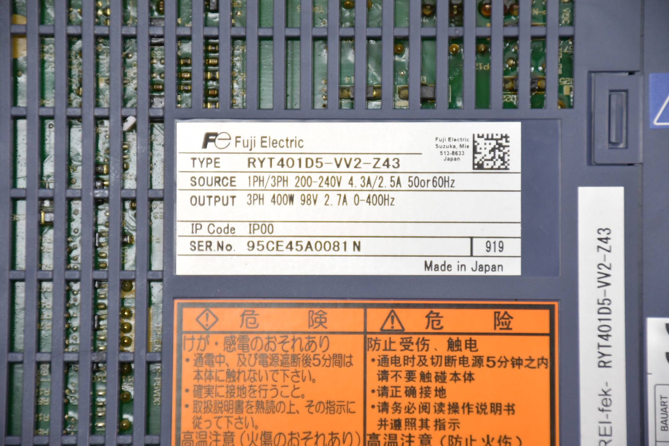 Fuji Electric Faldic Alpha 5 Servo Verstärker RYT401D5-VV2-Z43 ( RYT1204 )