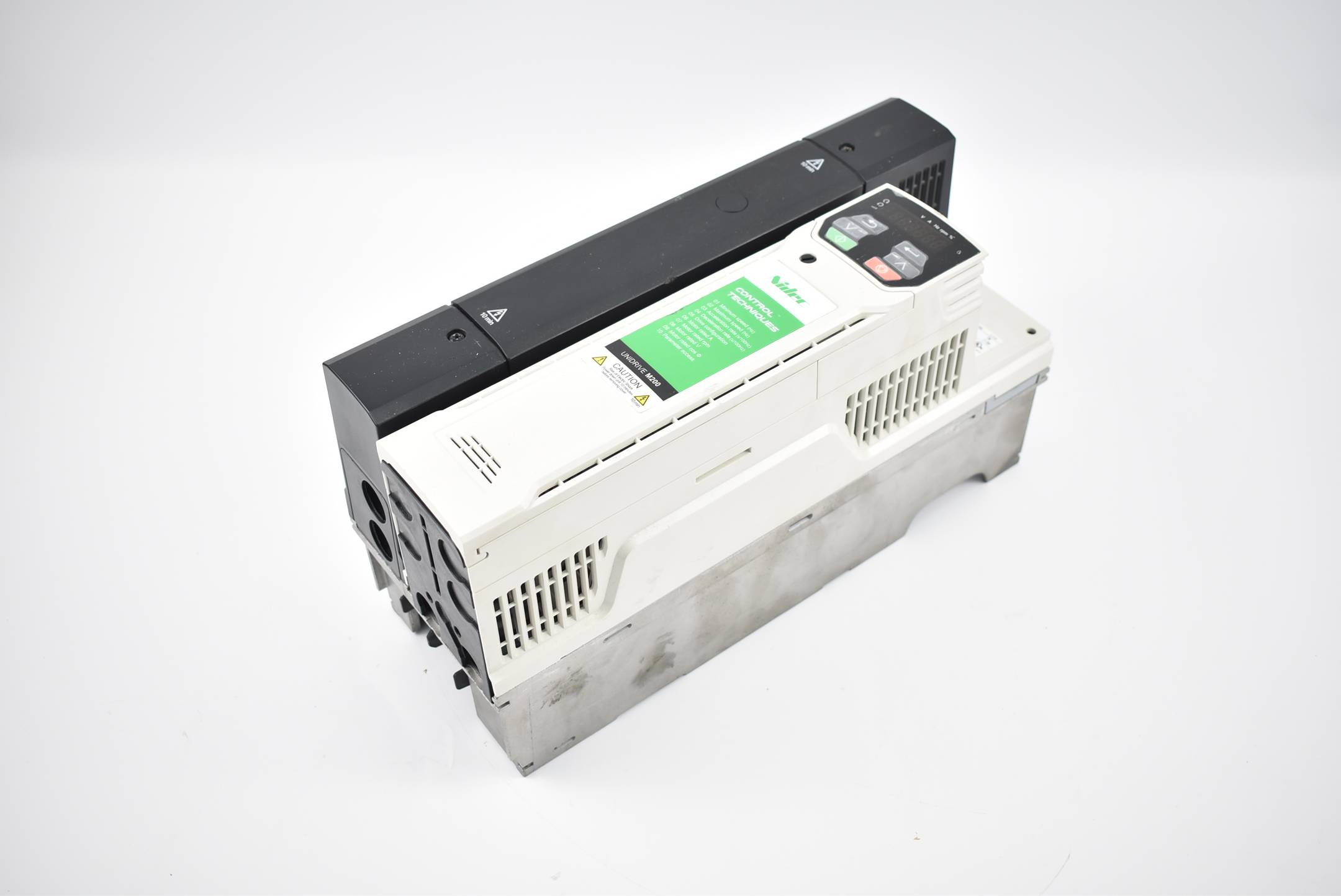 Emerson / Nidec Unidrive M200 M200-054 00270 A ( 11/15kW 380-480V 50-60Hz )