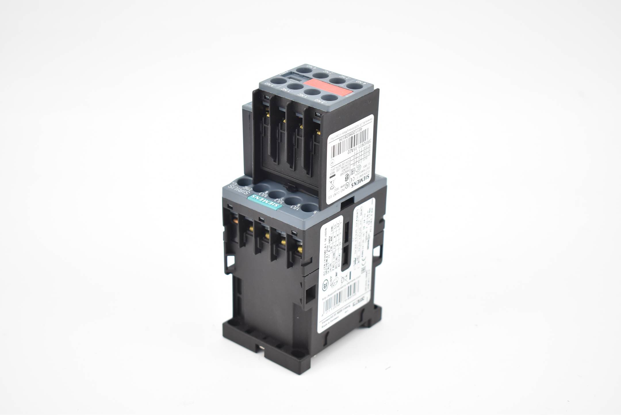 Siemens Sirius 3RT2016-1BB42 + 3RT2916-1JJ00 + Hilfsschalter 3RH2911-1FA22