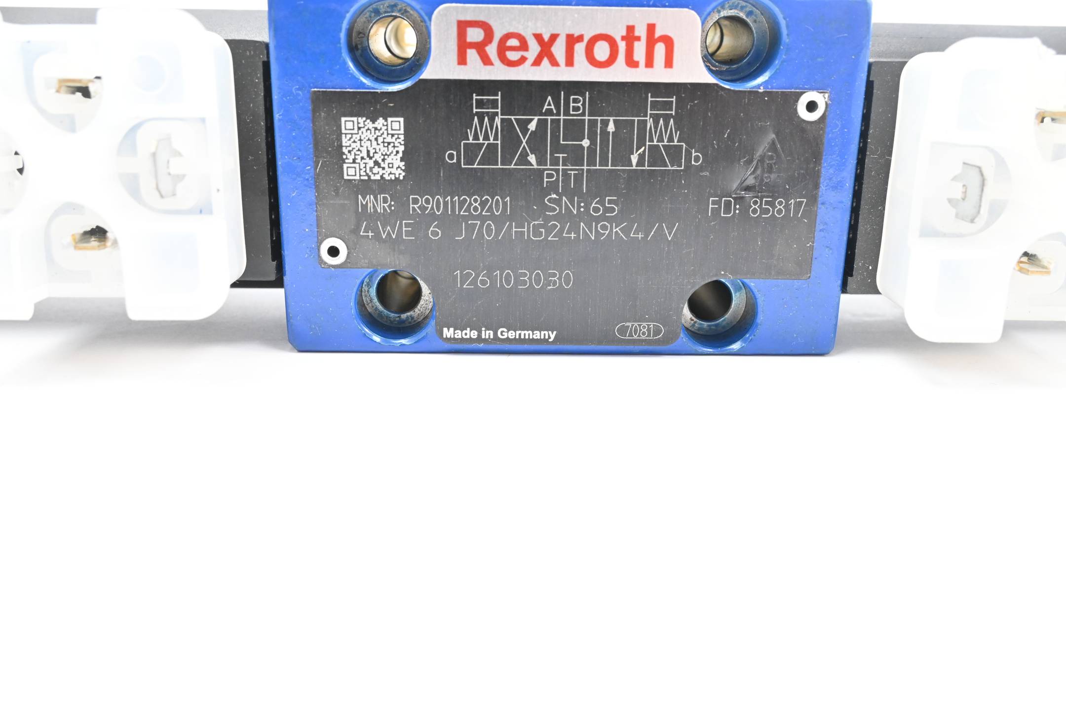 Rexroth Wegeschieberventil 4WE6J70/HG24N9K4/V ( R901128201 )