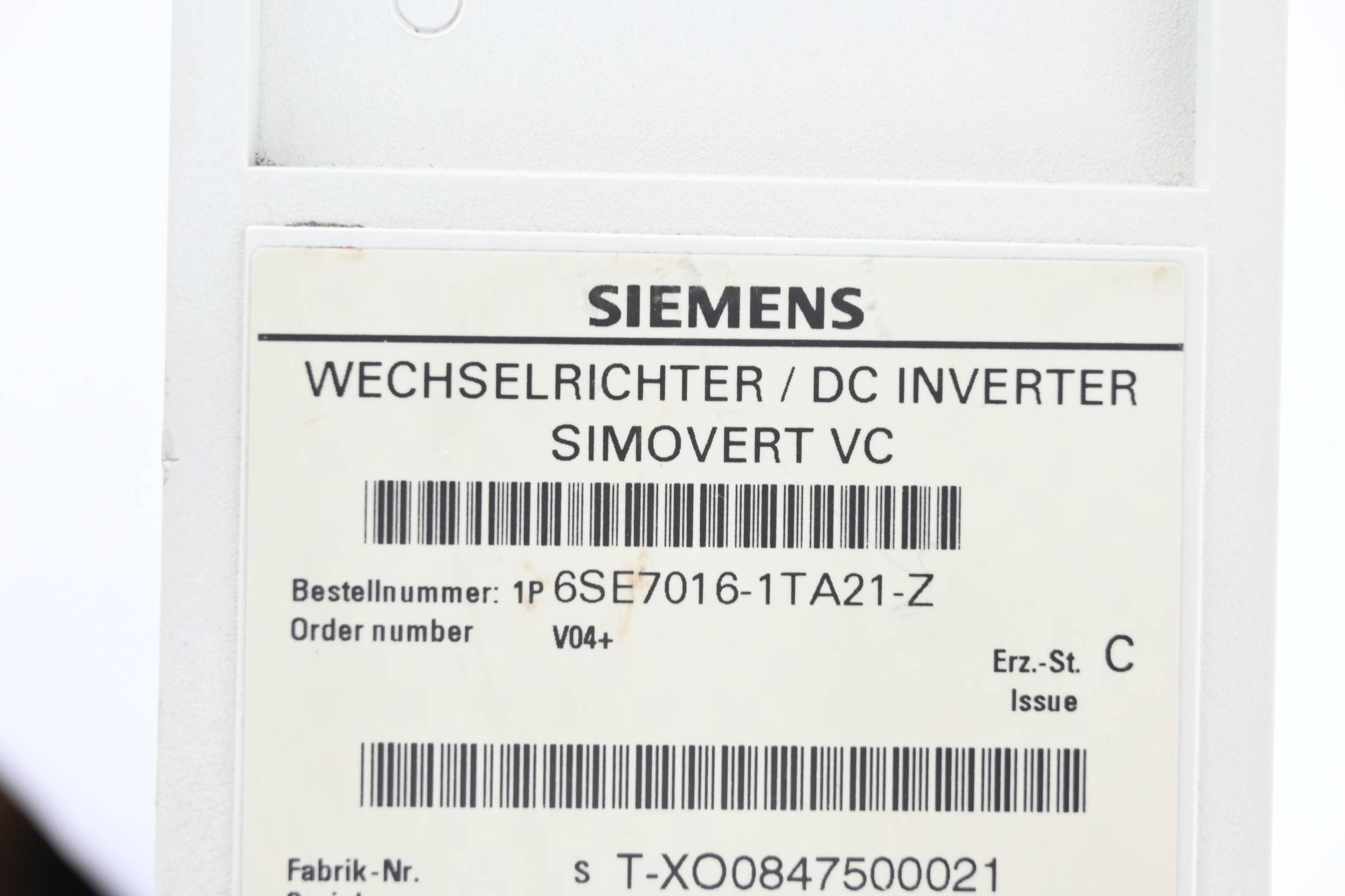 Siemens Simovert VC Wechselrichter 6SE7016-1TA21-Z ( 6SE7 016-1TA21-Z )E-Stand:C