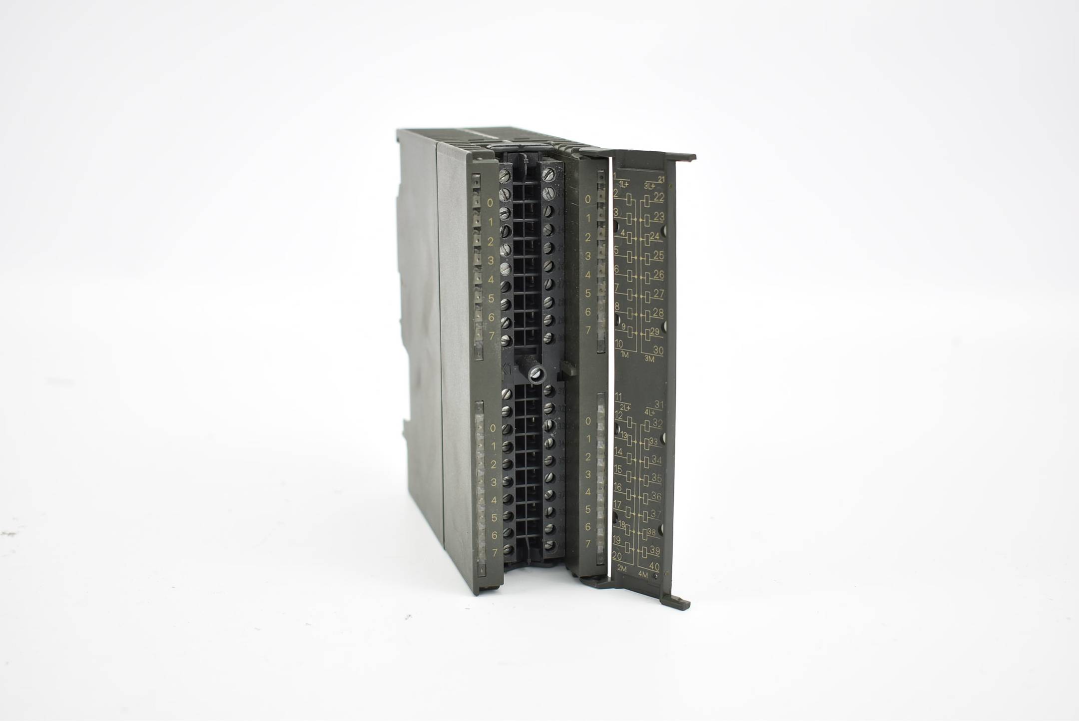 Siemens Simatic S7-300 Digital SM 322 6ES7322-1BL00-0AA0 ( 6ES7 322-1BL00-0AA0 )