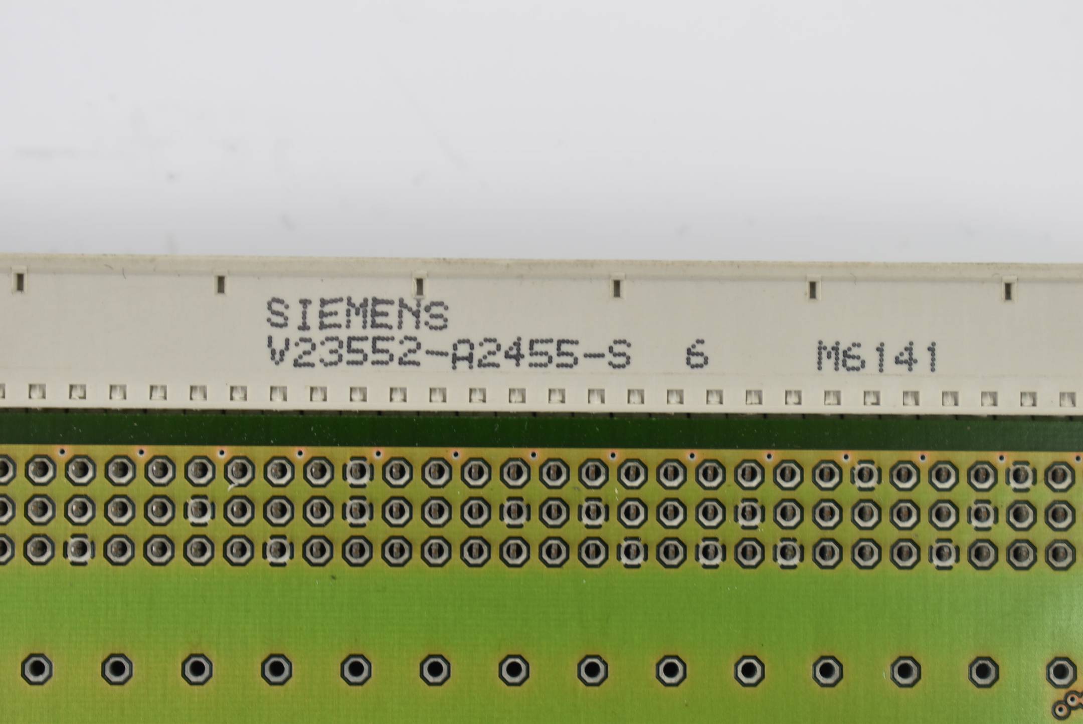 Siemens Motherboard V23552-A2455-S ( C7958-L8000-B21 )