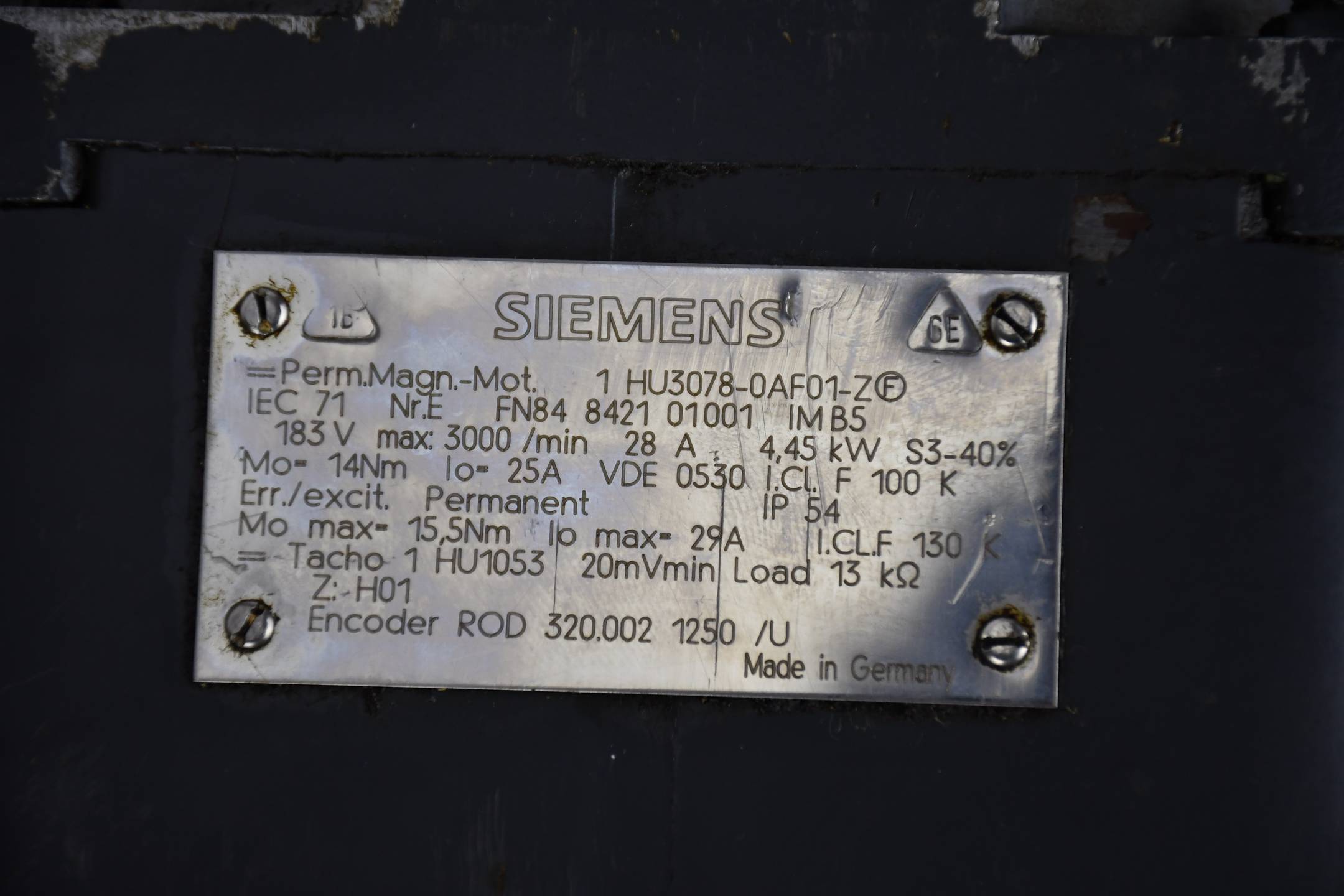 Siemens DC Servomotor permanent 1HU3078-0AF01-Z ( 1HU3 078-0AF01 ) H01