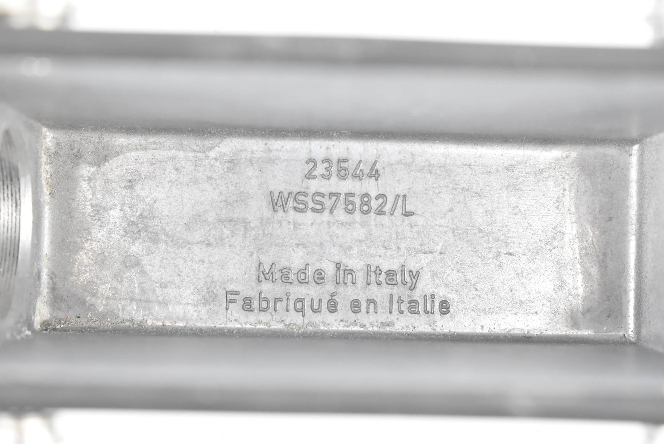 Ilme Steckergehäuse WSS7582/L + Harting Leistungssteckverbinder Han 24 ESS-M