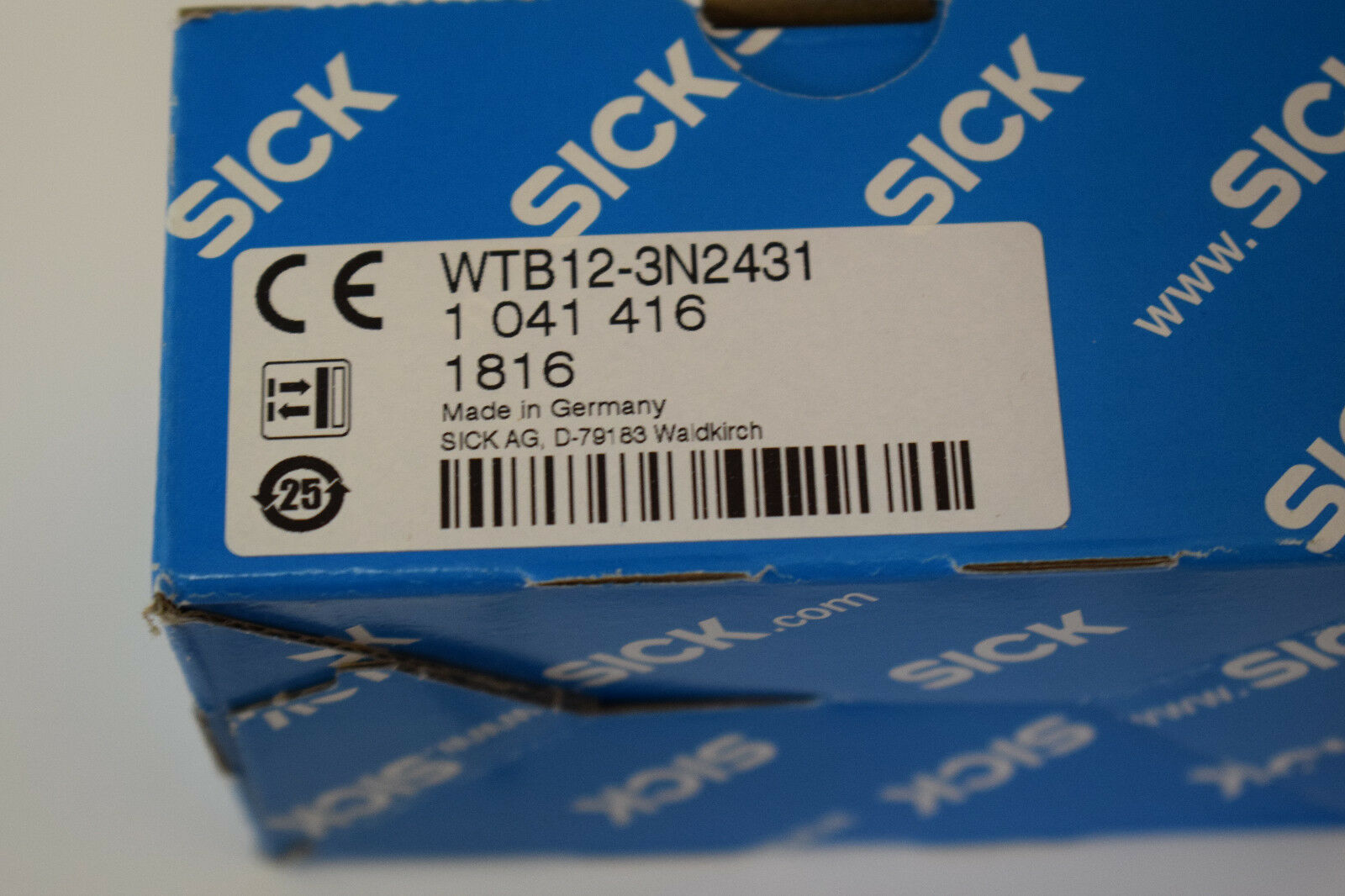 Sick Fotoelektrischer Sensor WTB12-3N2431