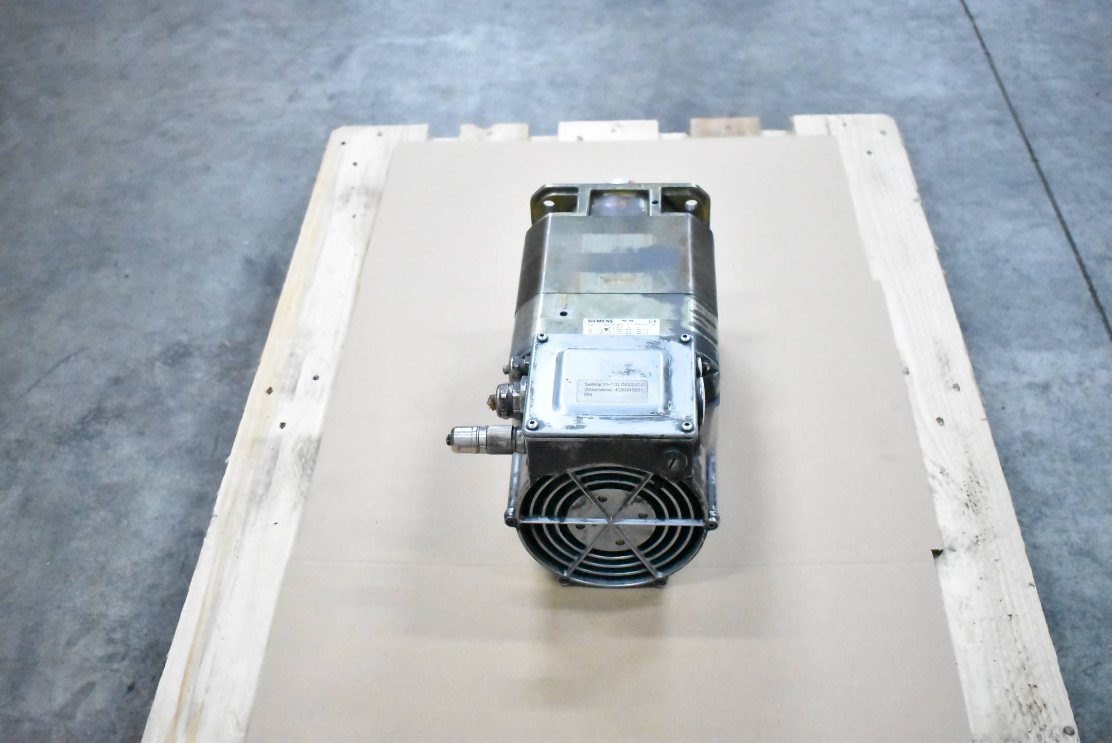 Siemens Servomotor  7kW 2000rpm 33,4Nm 17,5A 1PH7103-2NG02-0CJ0