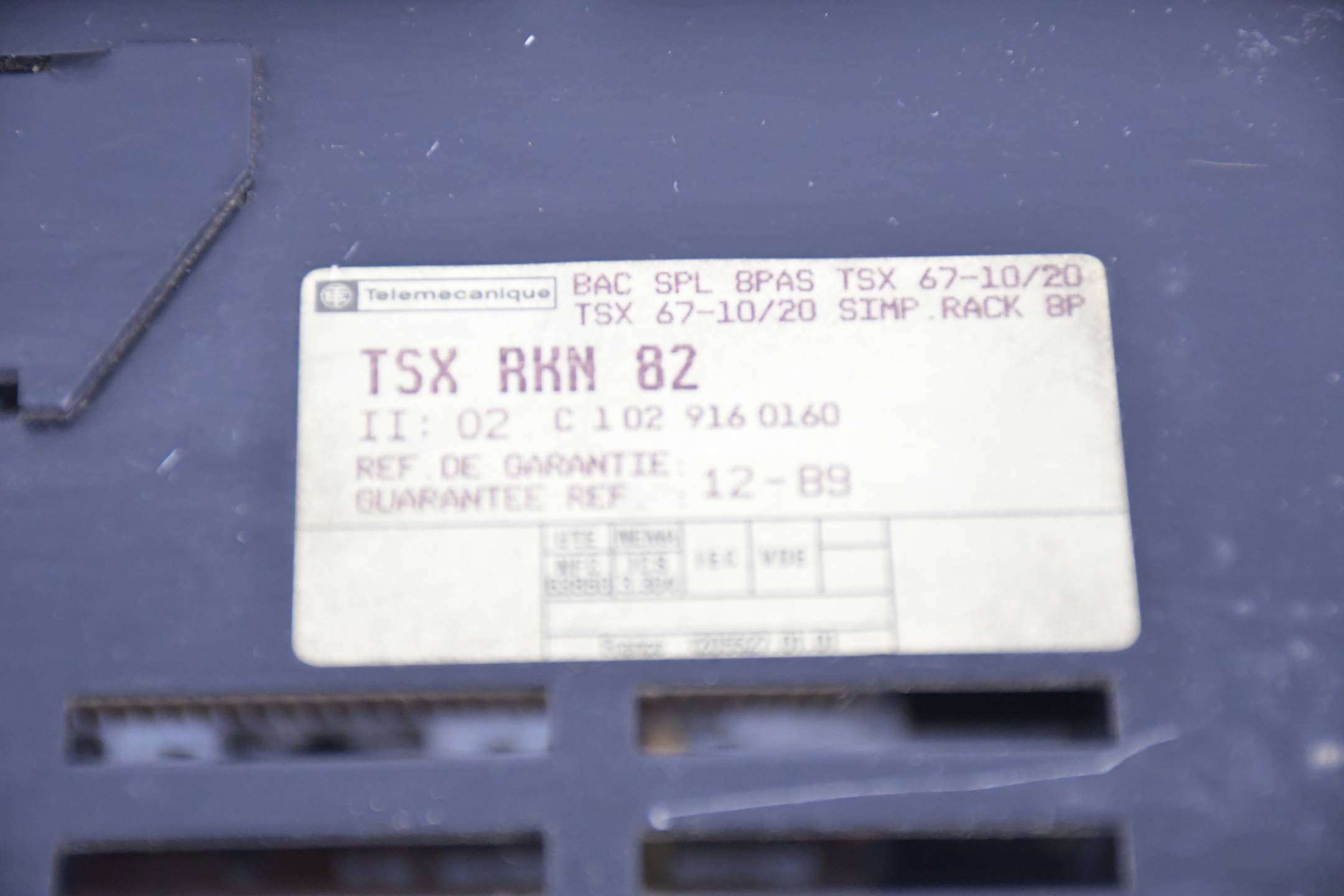 Telemeqanique Rack BAC SPL 8PAS TSX 67-10/20 ( TSX RKN 82 )