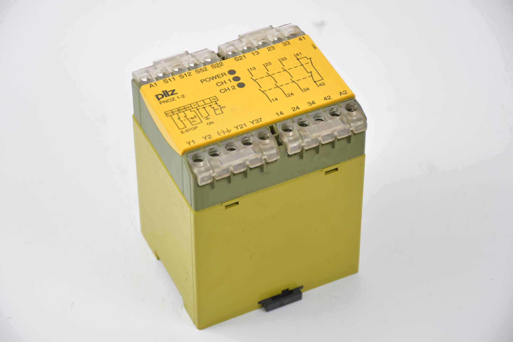 pilz Sicherheitsschaltgerät PNOZ 1-2 230VAC 3A1R ( 474652 ) 