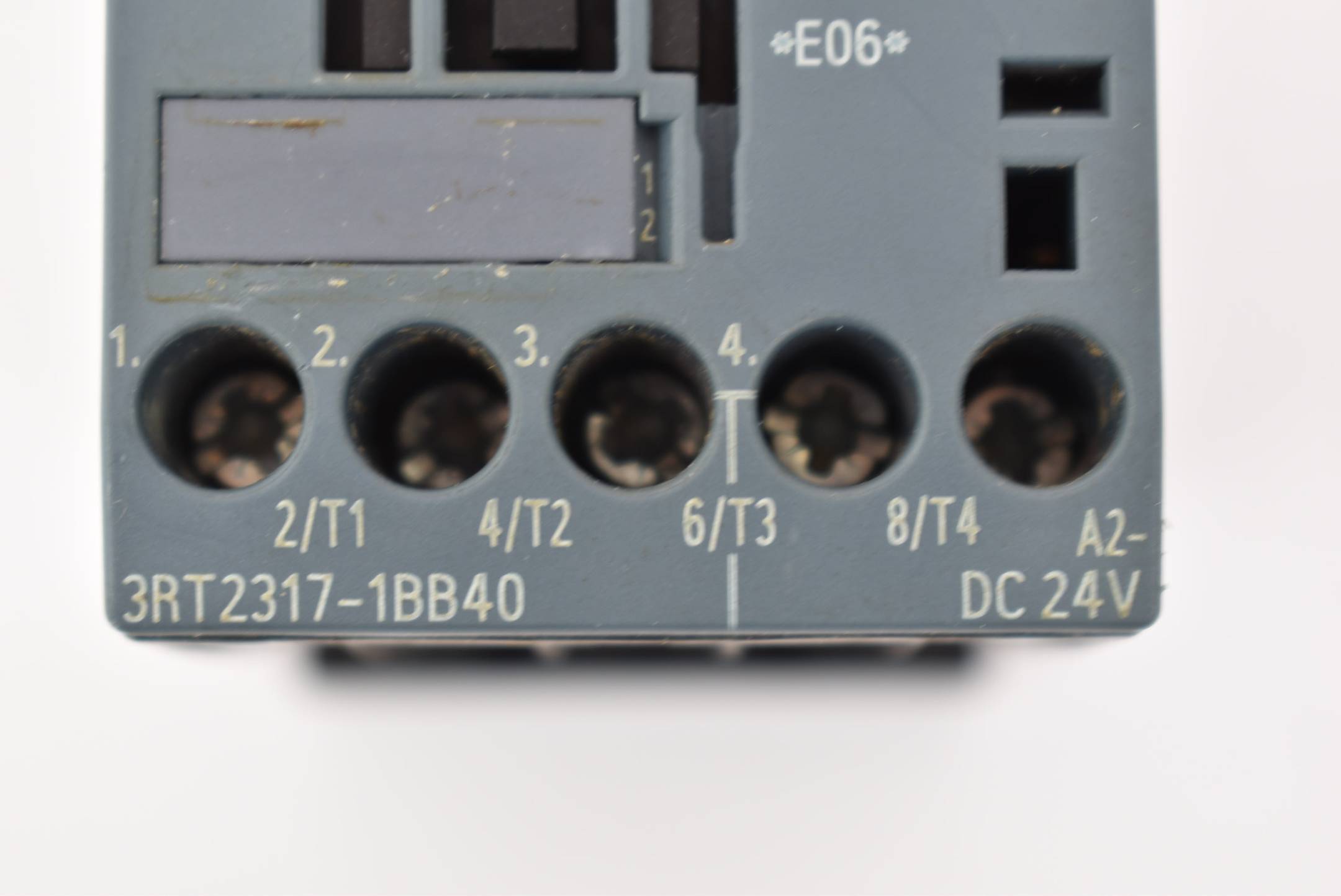 Siemens sirius Schütz AC-1 22A 400V 24VDC 3RT2 317-1BB40 ( 3RT2317-1BB40 )