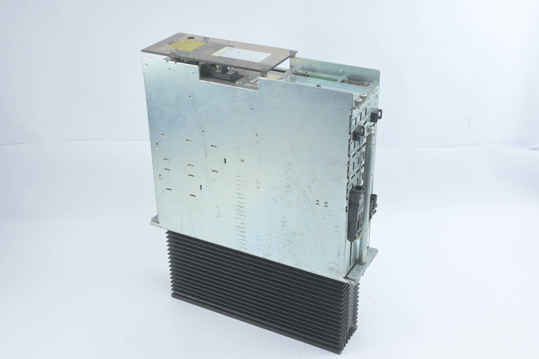 Indramat Digital AC Servo Controller DDS02.2-A100-B ( DDS02.2-A100-BE45-01-FW )
