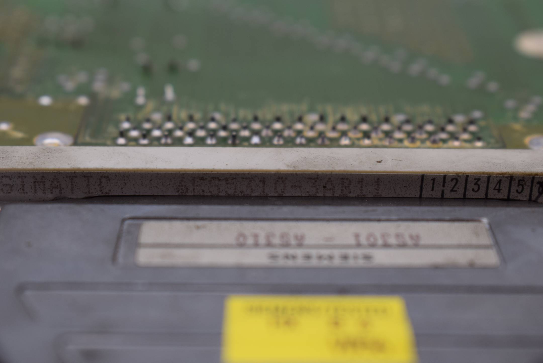 Siemens simatic PC 612 F B1200-F425 HX 2 B3 6ES5 310-3AB11 ( 6ES5310-3AB11 )