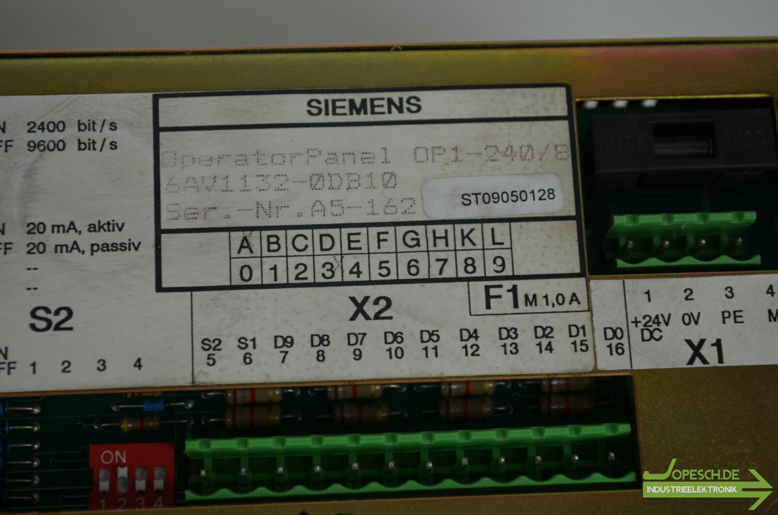 Siemens Operator Panel OP1-240/8 6AV1132-0DB10 ( 6AV1 132-0DB10 )