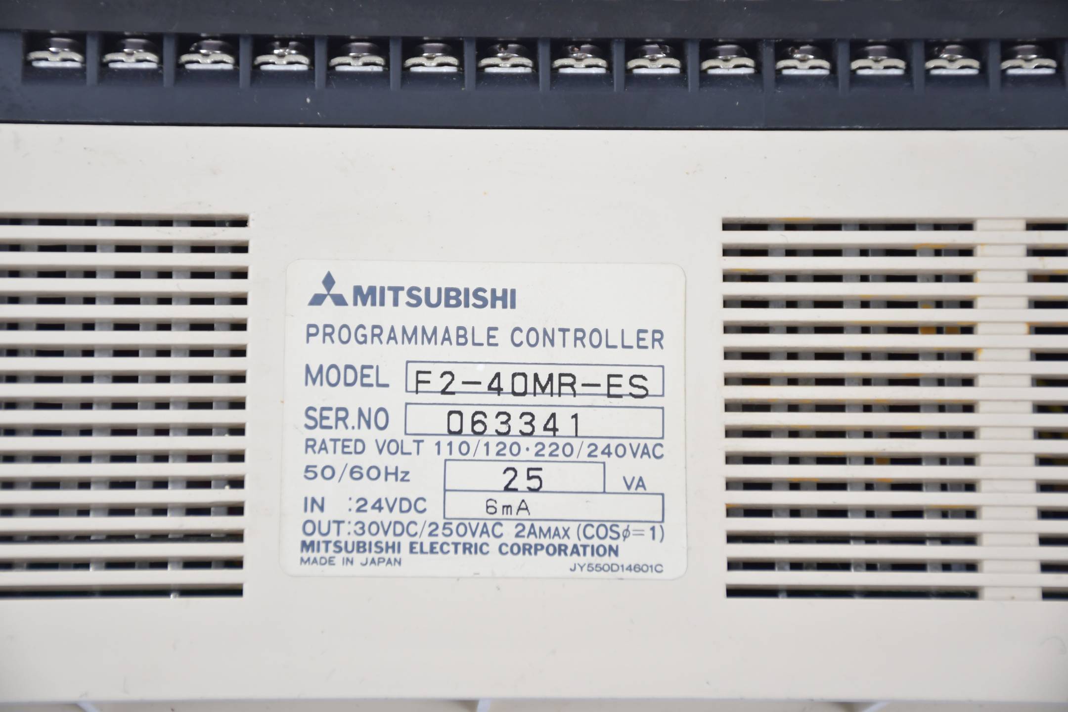 Mitsubishi Electric MELSEC F2-40M Programmable Controller F2-40MR-ES