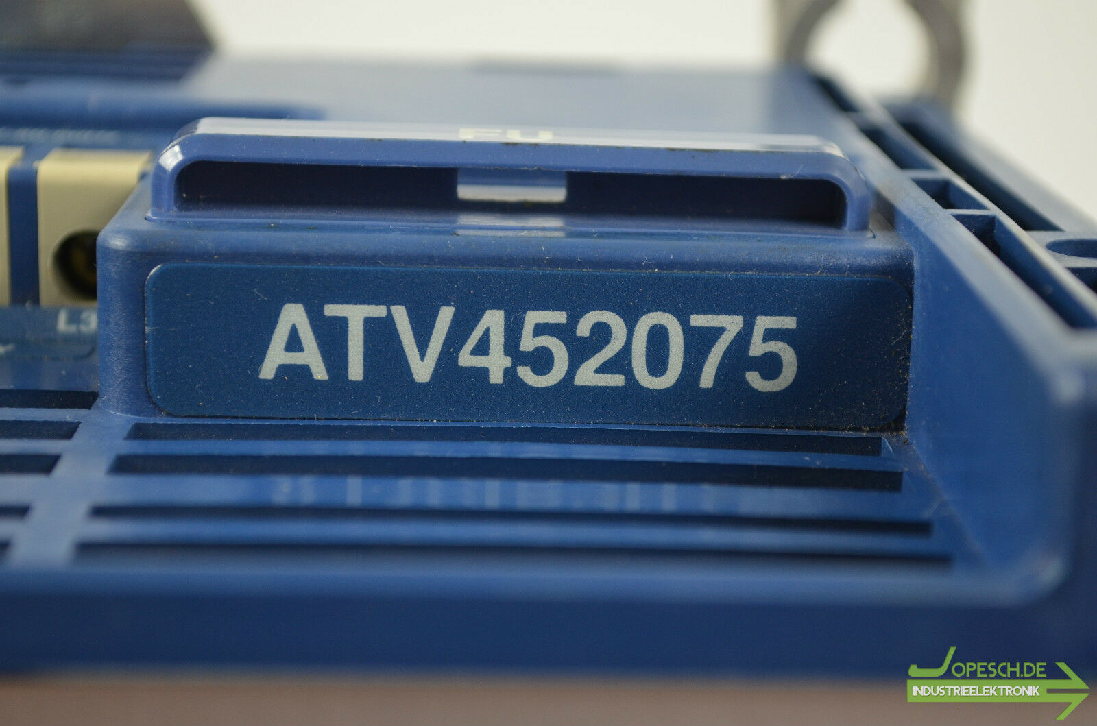 Telemecanique Altivar 5 Serie 45 2 ATV 452075