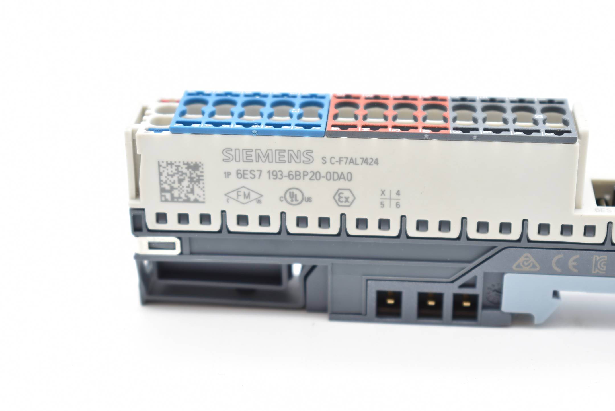 Siemens Simatic ET200SP 6ES7193-6BP20-0DA0 ( 6ES7 193-6BP20-0DA0 ) 