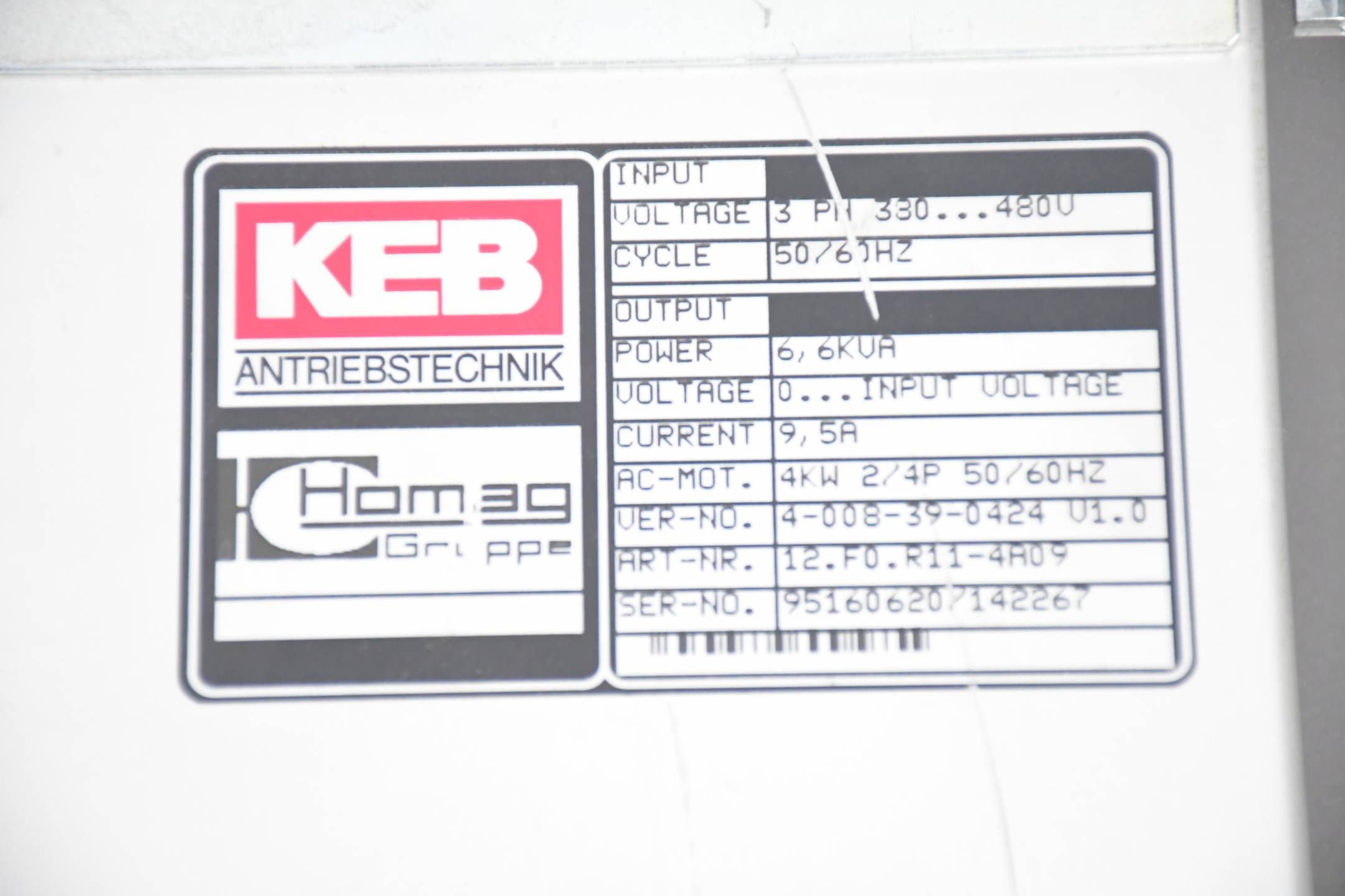 DEFEKT KEB Frequenzumrichter 12.F0.R11-4A09