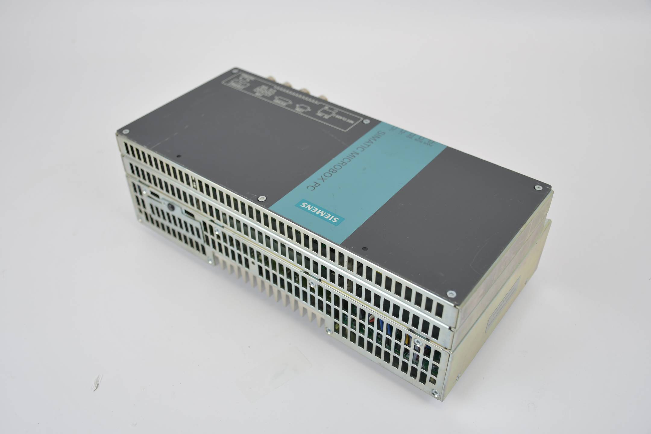 Siemens simatic microbox PC 420 6AG4040-0AD20-0NA0 ( 6AG4 040-0AD20-0NA0 )