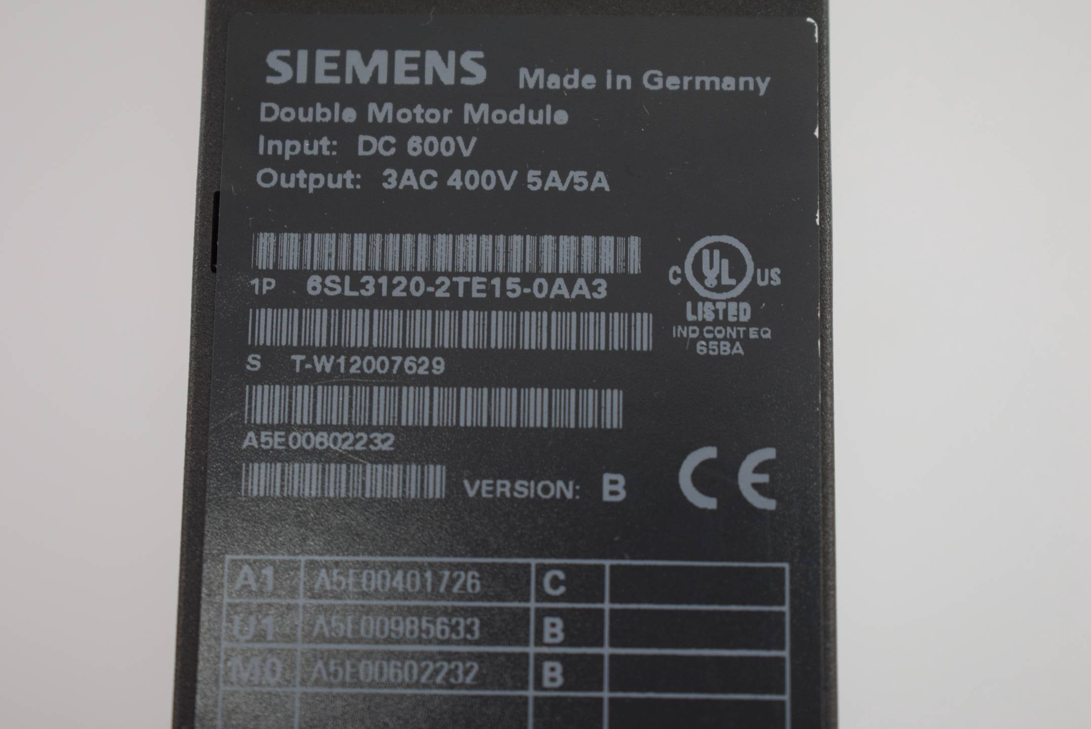 Siemens sinamics Doppelmotormodul 6SL3120-2TE15-0AA3 ( 6SL3 120-2TE15-0AA3 ) 