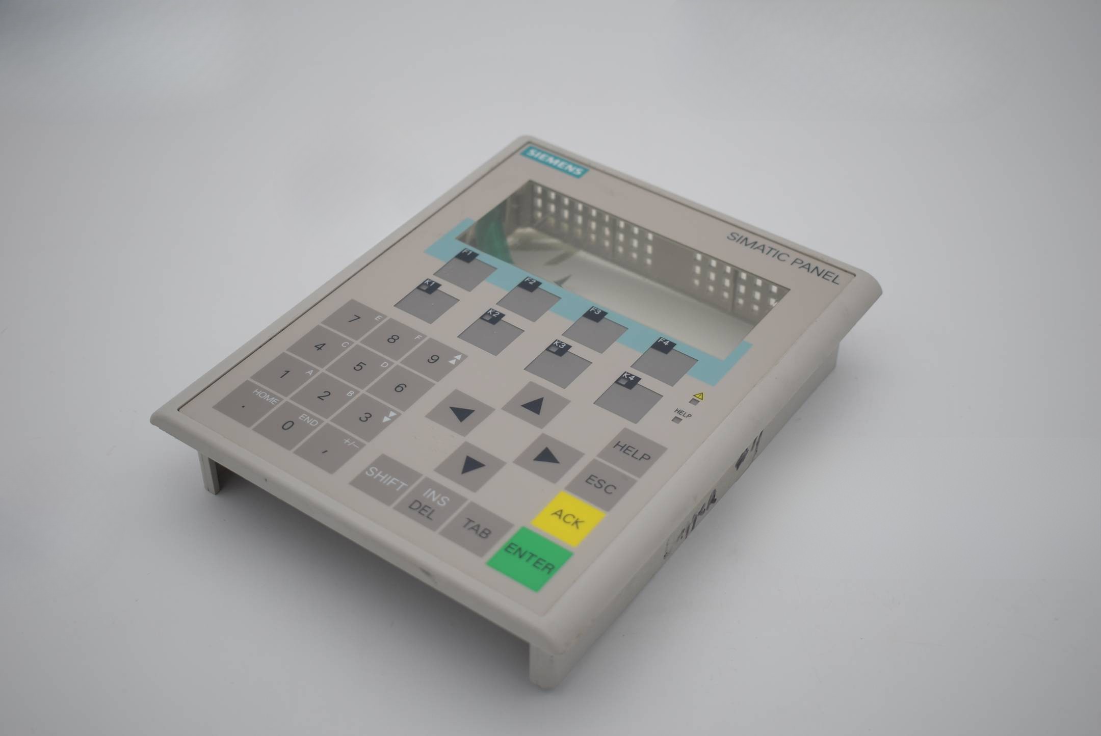 Siemens simatic OP77 Front Cover A5E02490419 ( 6AV6641-0BA11-0AX0 ) B Siemens simatic OP77 Front Cover A5E02490419 ( 6AV6641-0BA11-0AX0 ) B