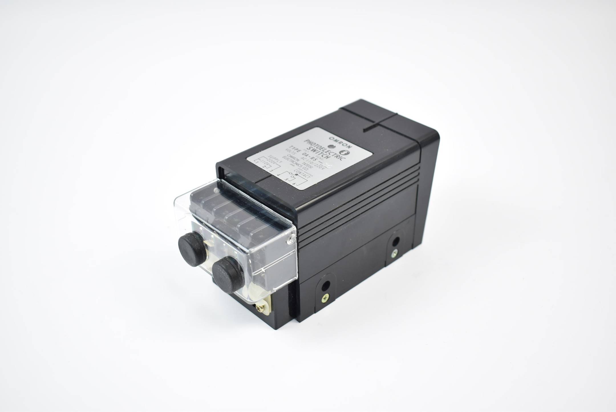 Omron Photoelectric Switch OA-R5-30 ( AC 110 / 220 V ) 0A-R5-30