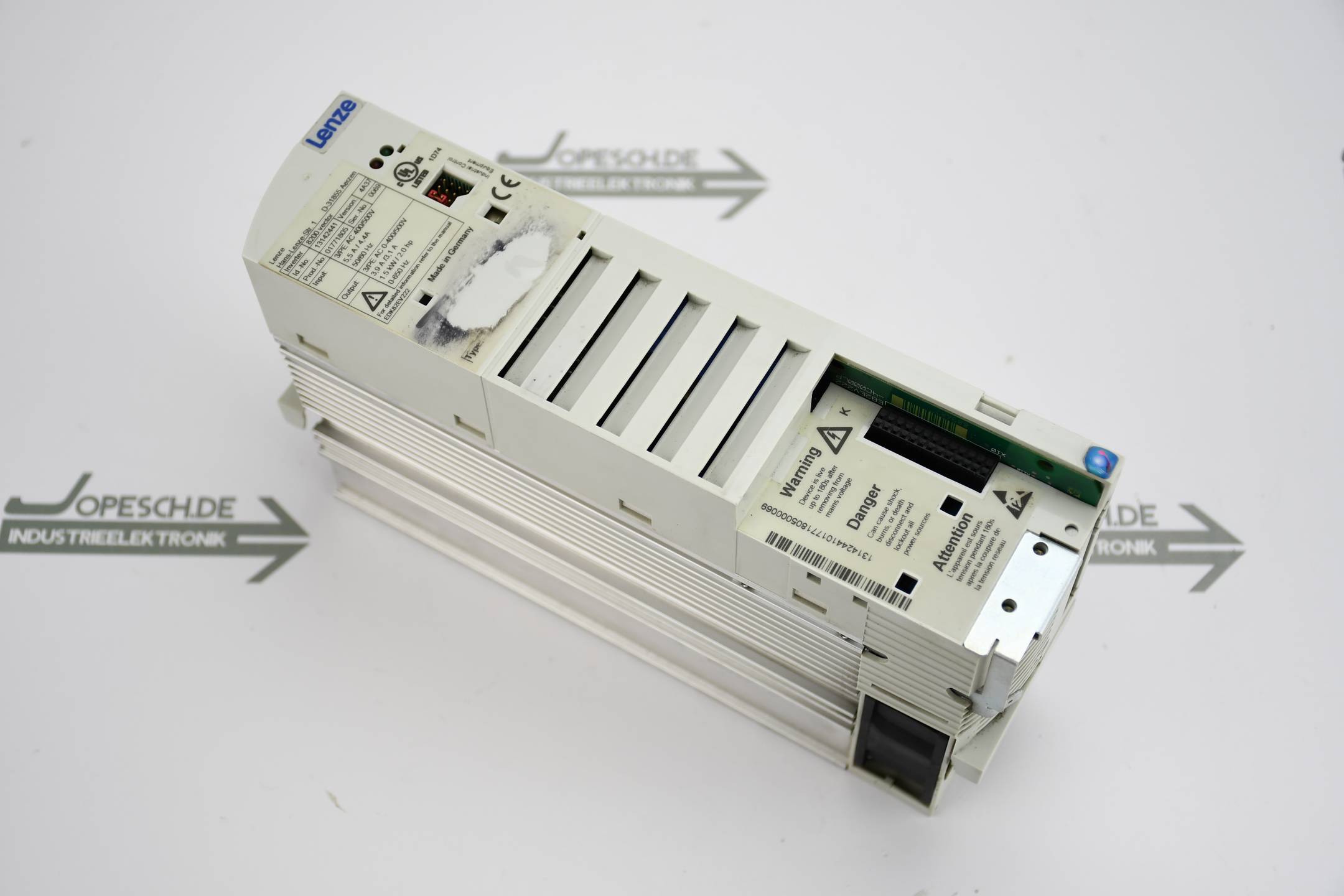 Lenze 8200 Vector Frequenzumrichter E82EV1524C200 ( 13142441 ) Ver 4A37