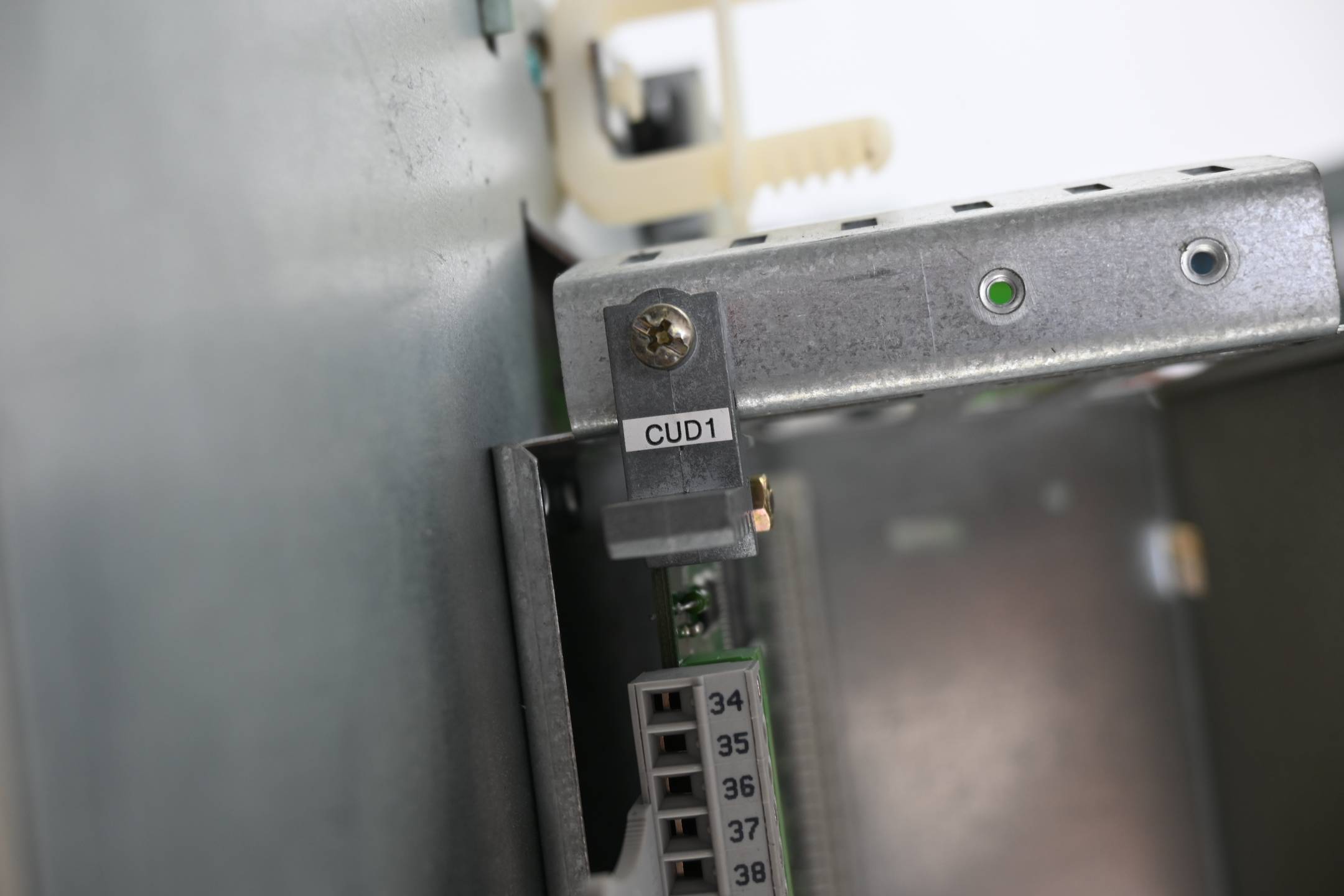 Siemens Simoreg DC-Converter 6RA7025-6DV62-0-Z ( 6RA7 025-6DV62-0-Z ) E.A2 Z=S00