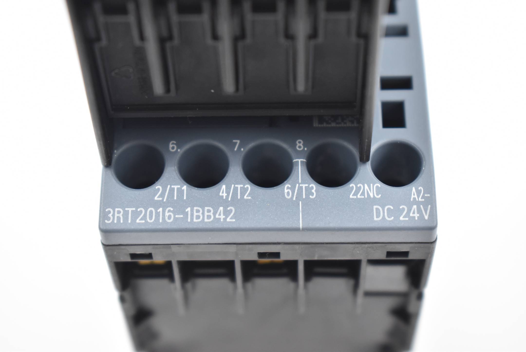 Siemens Sirius Schütz 3RT2016-1BB42 + Hilfsschalter 3RH2911-1HA31
