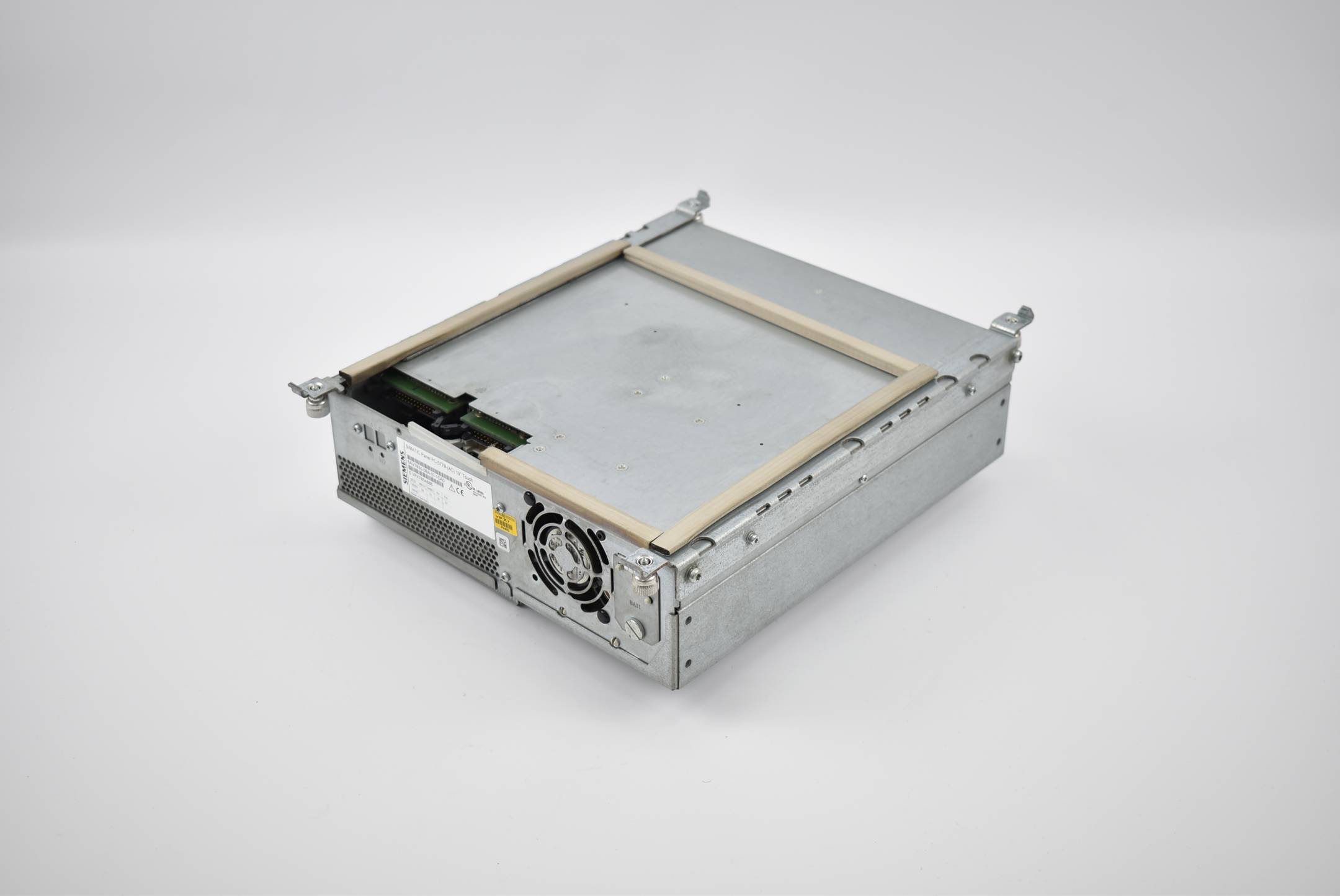 Siemens simatic PC 577B 6AV7 835-0BA10-1CA0 ( 6AV7835-0BA10-1CA0 ) E.07