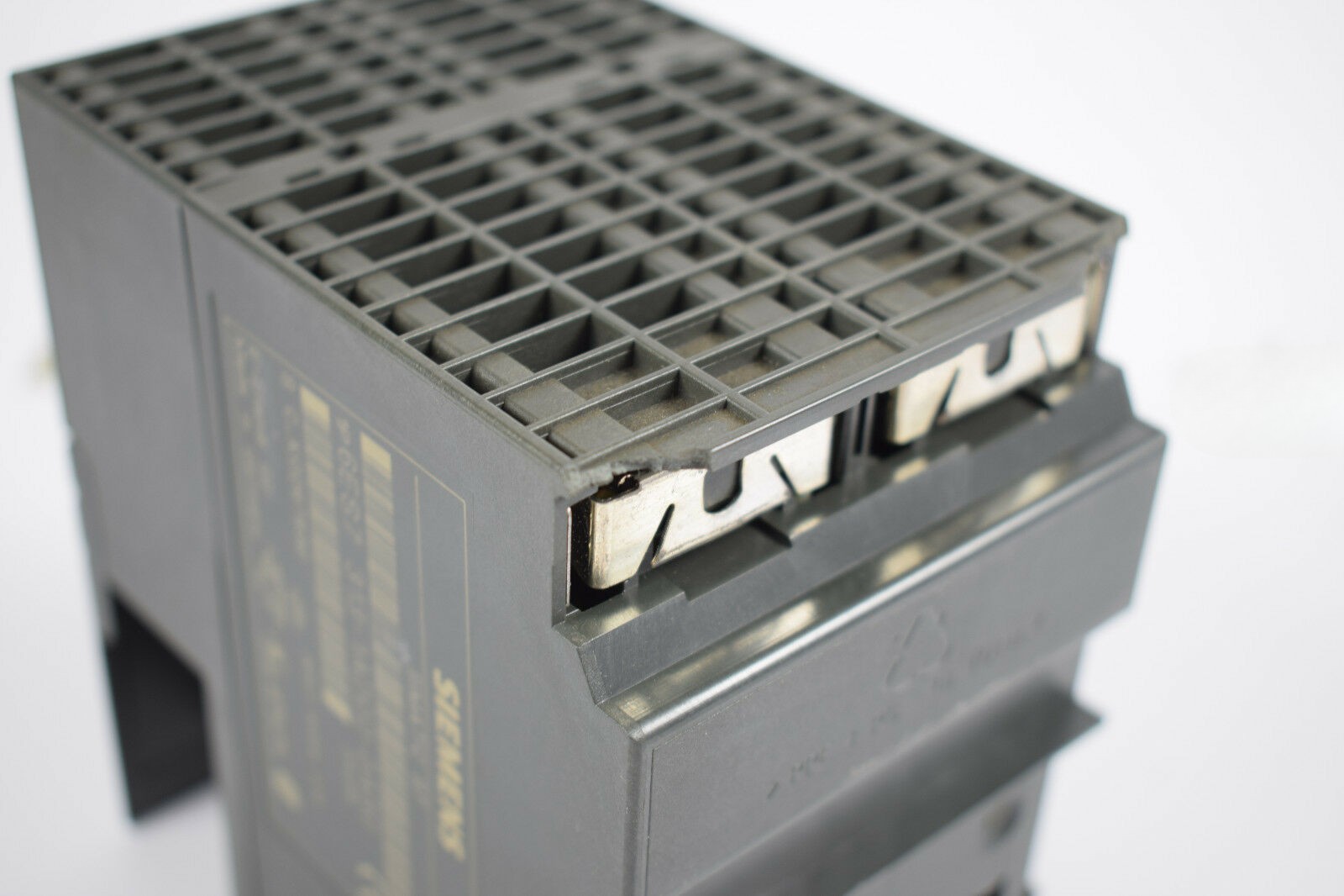 Siemens simatic S5 6ES7 313-1AD02-0AB0 ( 6ES7313-1AD02-0AB0 ) E2 Siemens simatic S5 6ES7 313-1AD02-0AB0 ( 6ES7313-1AD02-0AB0 ) E2