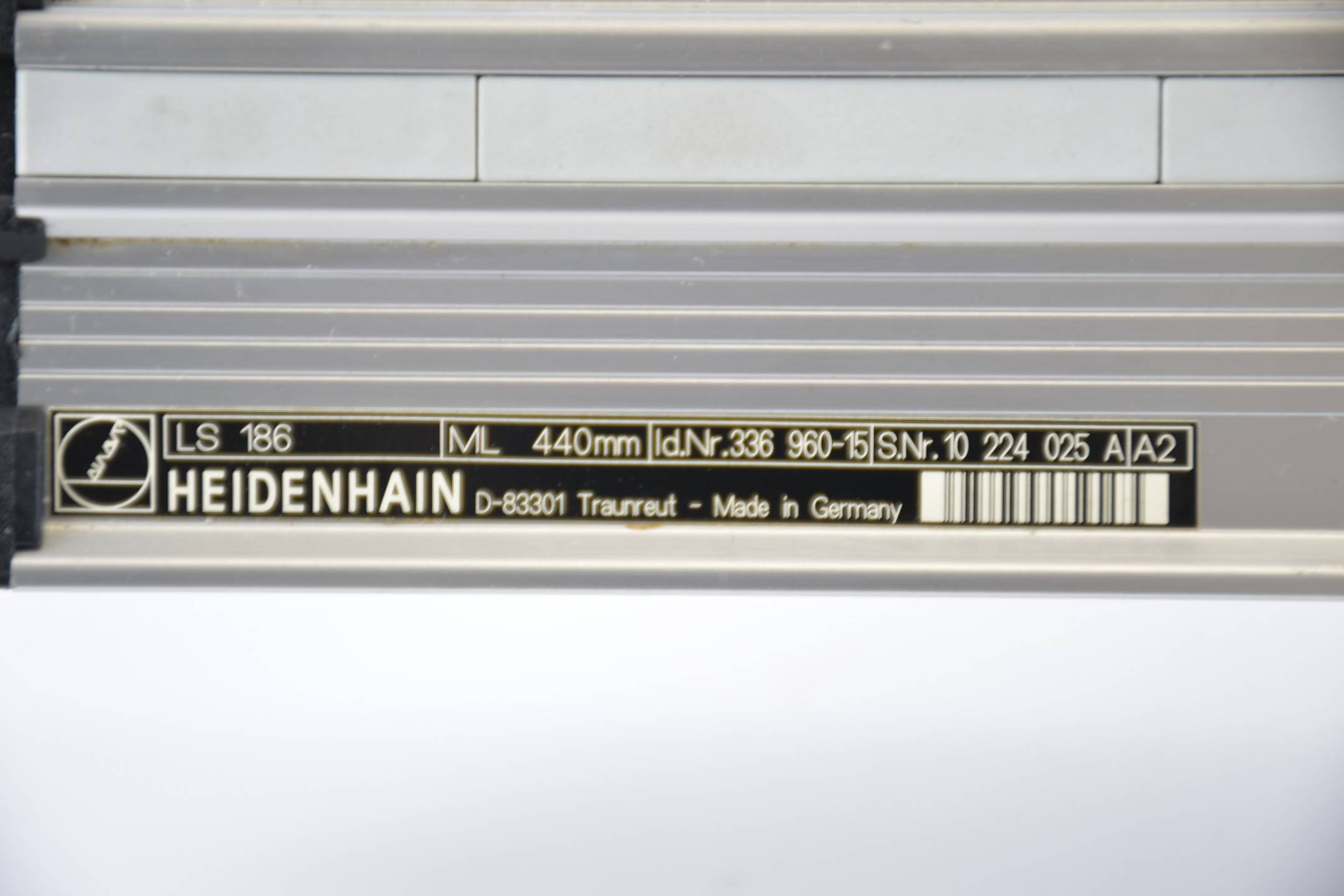 Heidenhain Längenmessgerät LS 186 ( 336 960-15 ) ML 440mm inkl AE LS 186