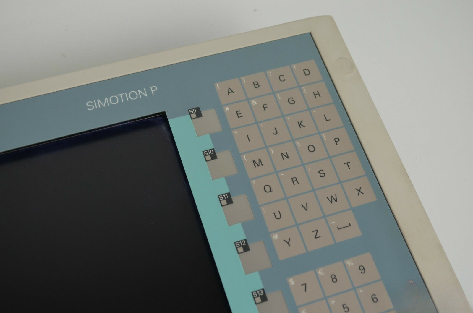 Siemens simotion P015K Panelfront 15'' 6AU13000-0FA00-0AA0 ( 6AU1 300-0FA00-0AA0 ) Siemens simotion P015K Panelfront 15'' 6AU13000-0FA00-0AA0 ( 6AU1 300-0FA00-0AA0 )