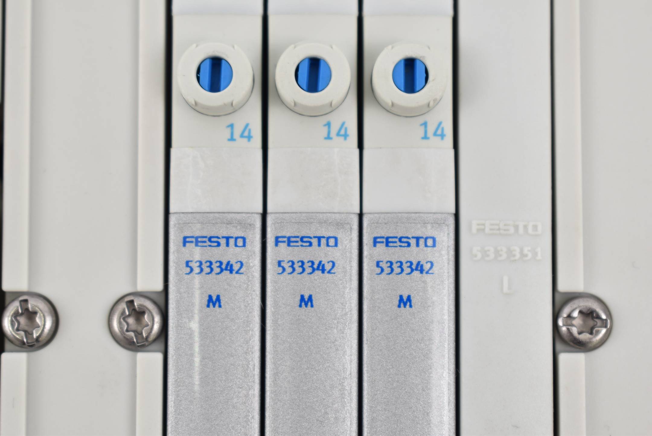 Festo Ventilinsel mit mehreren Modulen VMPA-FB-EPL-E ( 533369 ) +533361+195742